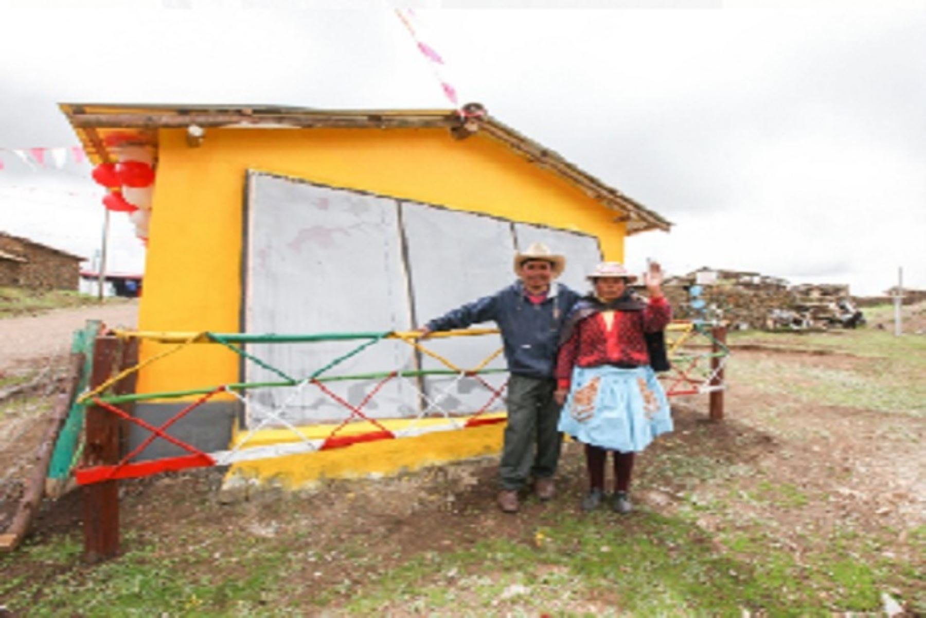 Las viviendas térmicas fueron entregadas a las familias de las comunidades rurales del Cusco, Puno, Apurímac, Arequipa, Huancavelica, Moquegua, Tacna, Áncash, Pasco, Huánuco, Ayacucho, Junín y Lima