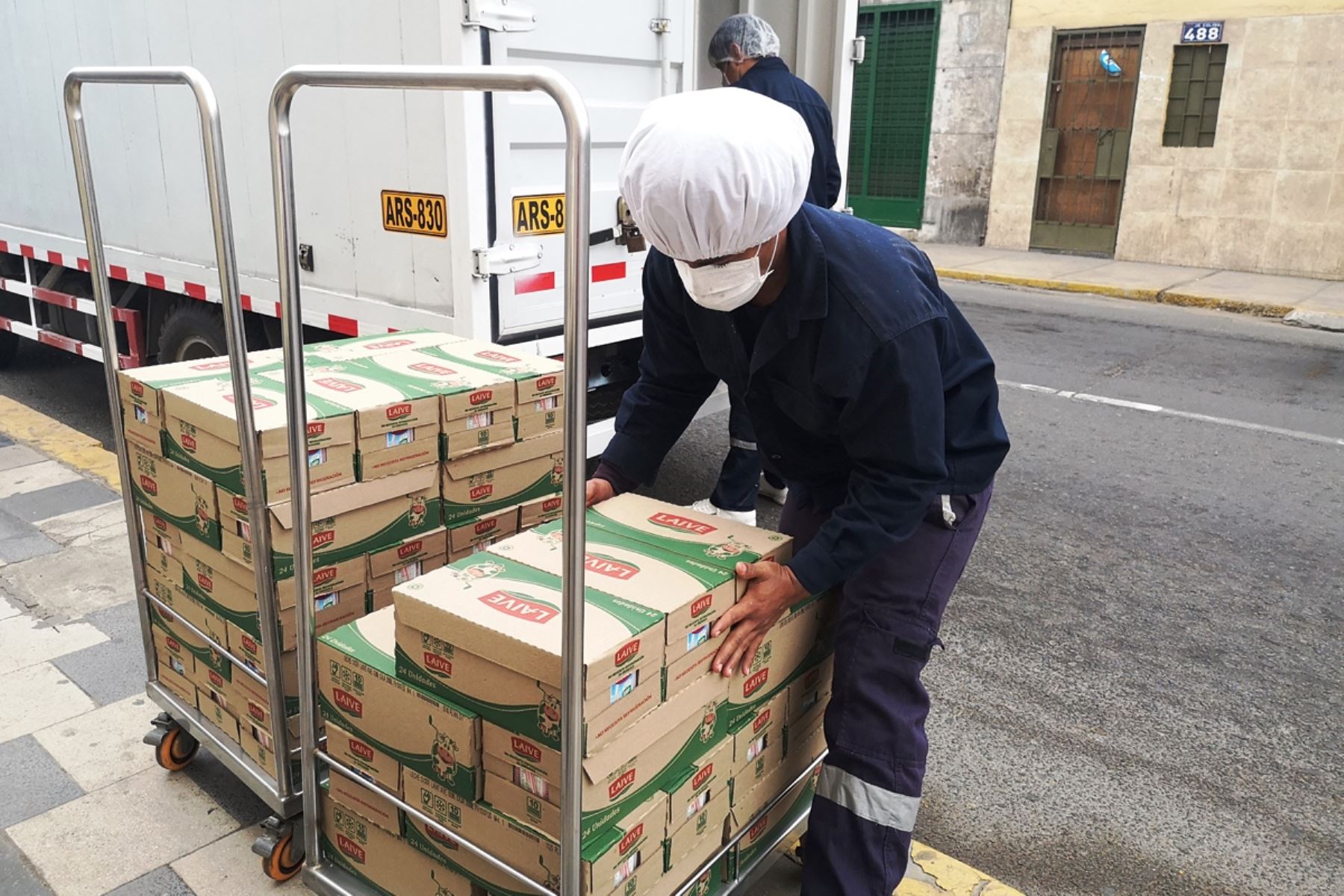 Qali Warma entrega 17 toneladas de alimentos para 3,700 personas vulnerables en Bellavista. Foto: ANDINA/Difusión.
