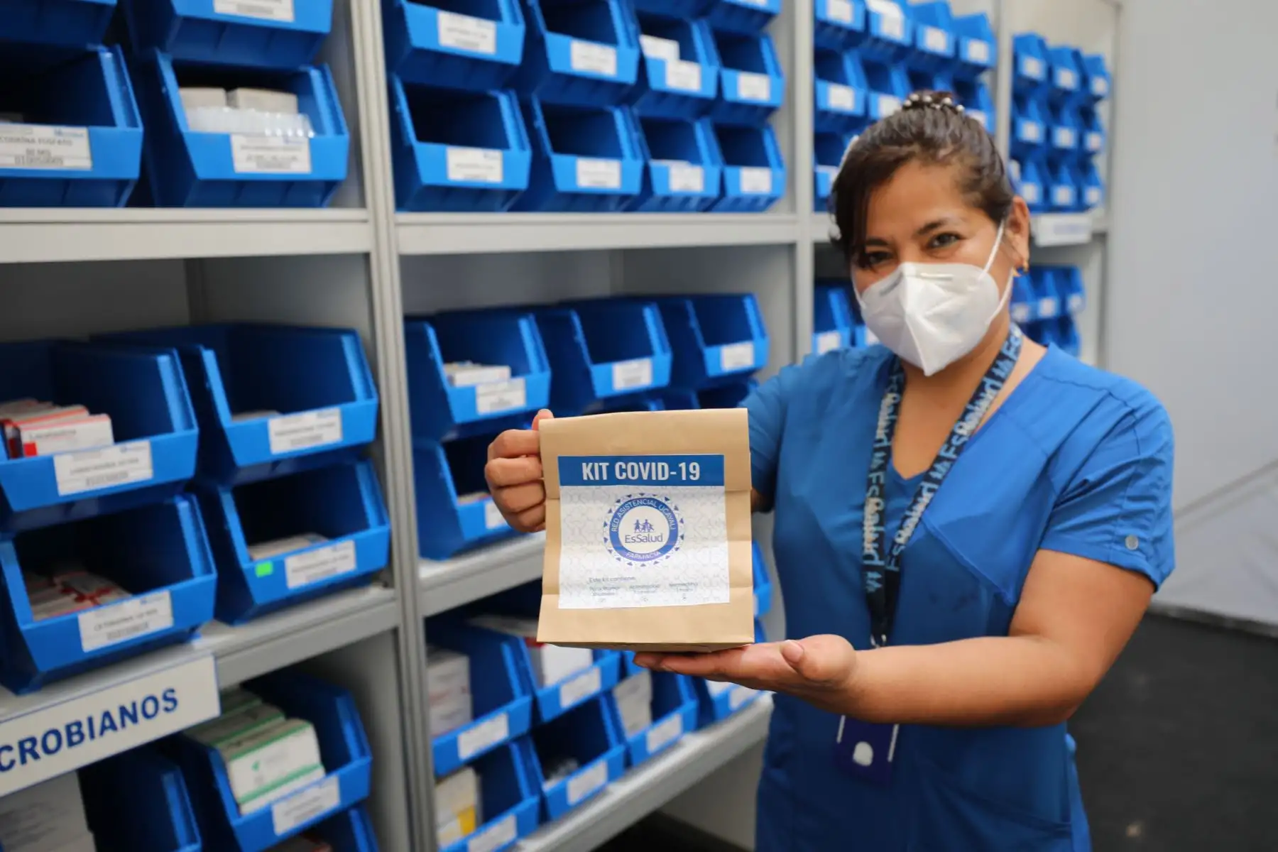 EsSalud Ucayali producirá 6 mil frascos mensuales de Ivermectina para el tratamiento del Covid-19
Foto: Essalud
