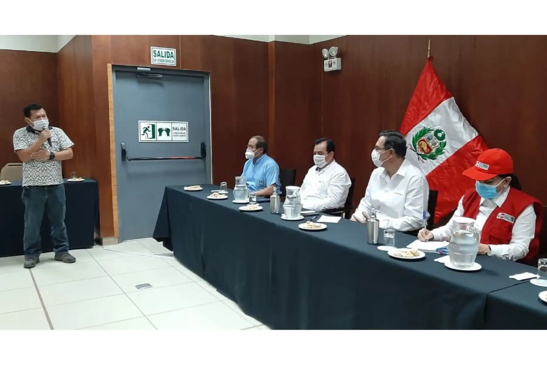 El Presidente de la República, Martin Vizcarra y el ministro de Cultura, Alejandro Neyra se reunieron con dirigentes  de AIDESEP  y se  ratificó el compromiso sobre la atención a los pueblos indígenas ante la emergencia sanitaria.
Foto: Ministerio de Cultura