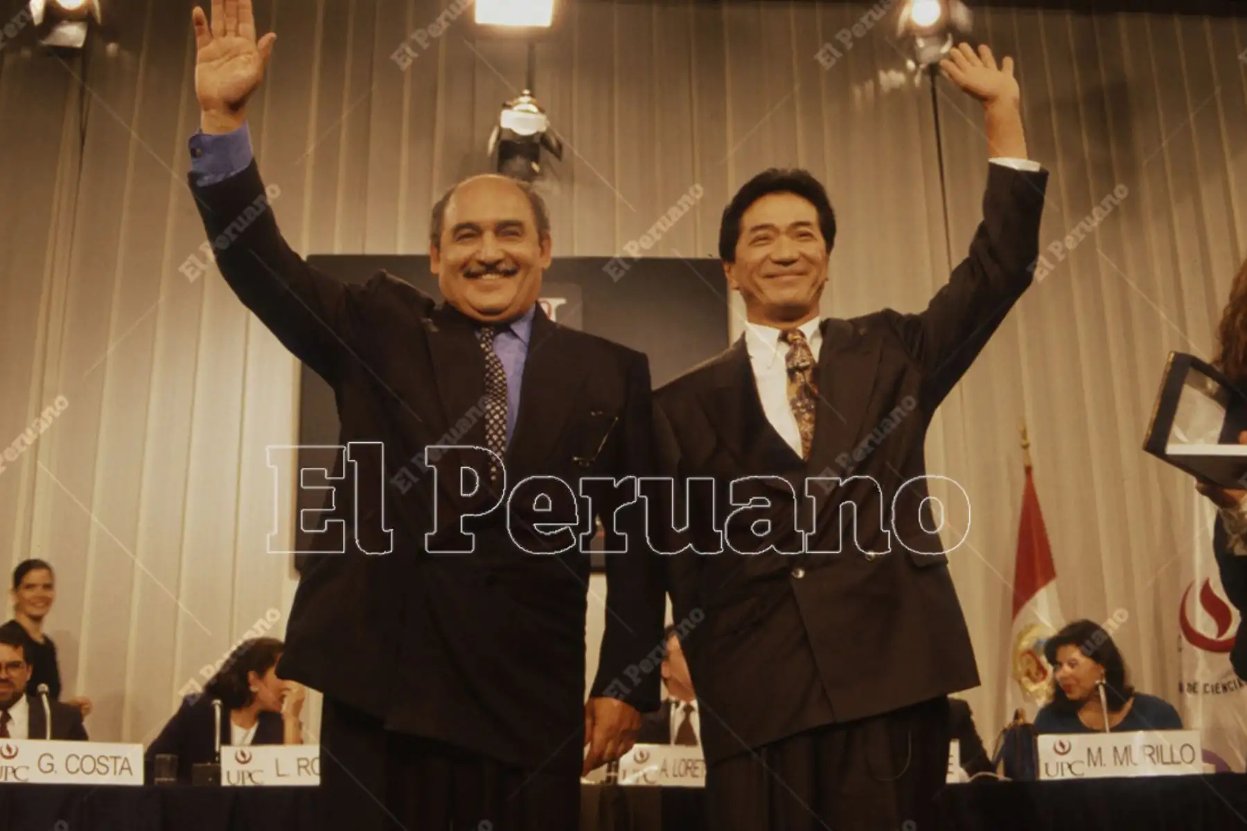 Lima, 25 Octubre 1995 / Los candidatos a la alcaldía de Lima, Jaime Yoshiyama Tanaka (C90-NM) y Alberto Andrade Carmona (Somos Lima), sostuvieron un debate en la Universidad Peruana de Ciencias Aplicadas.
Foto: Archivo Histórico de El Peruano