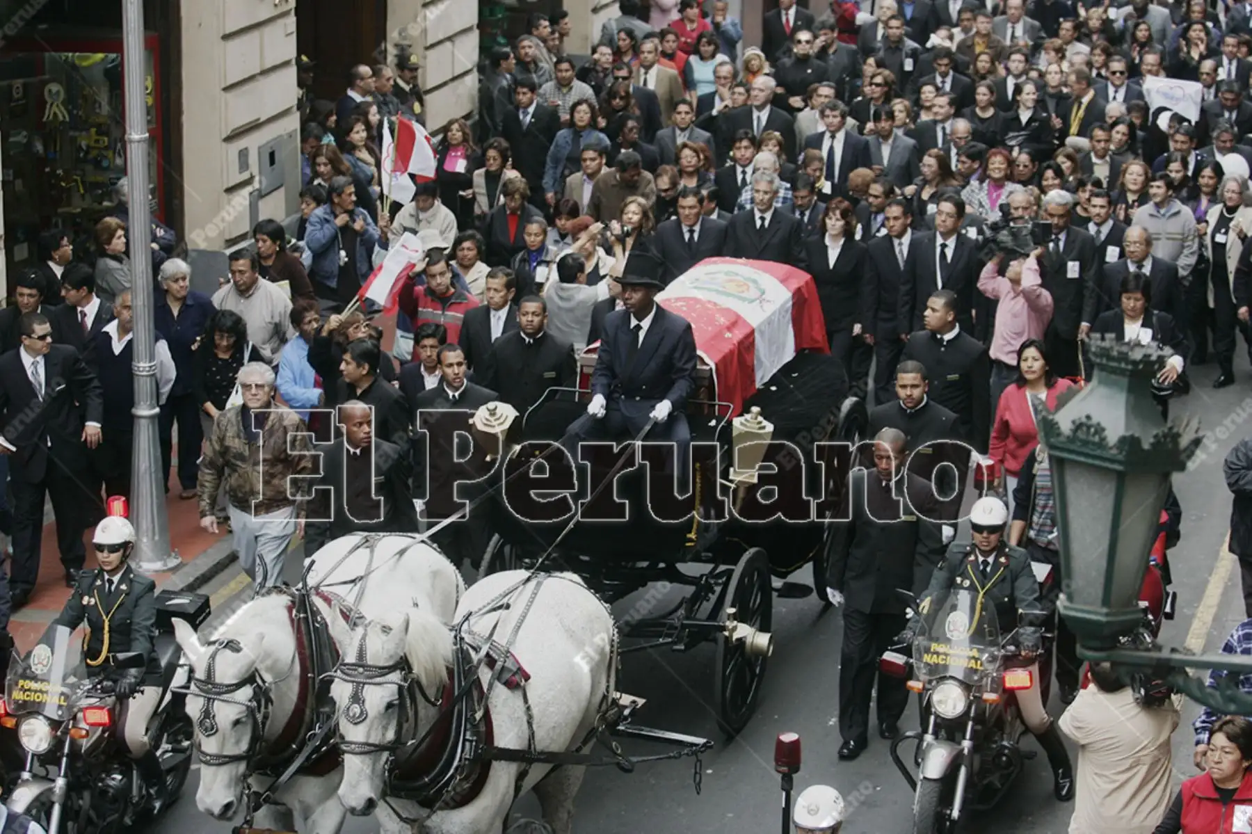 Lima - 26 junio 2006 / Cortejo fúnebre del exalcalde de Lima, Alberto Andrade Carmona. 
Diario Oficial El Peruano / Rafael Cornejo