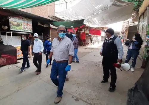 Municipalidad de Trujillo declara a César Flórez su primer héroe civil en la lucha contra la pandemia del nuevo coronavirus. Foto: ANDINA/difusión.