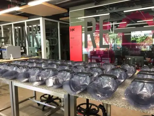 Se han elaborado y entregado un total de 2600 protectores faciales