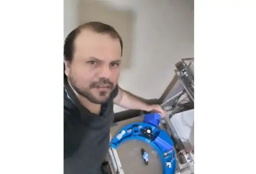 Conoce a Daniel Licetti, el ingeniero piurano que inventó un lavamanos de accionamiento automático y que fue uno de los ganadores del concurso "Patentes frente al covid-19" que organizó Indecopi. ANDINA/Difusión