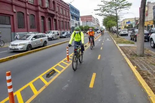 La autoridad edil ha visto conveniente la creación de lo que ellos llaman “ciclovías emergentes”, para evitar el gasto innecesario de tiempo y dinero, ante una emergencia sanitaria como la que estamos viviendo. Foto: ANDINA/Difusión