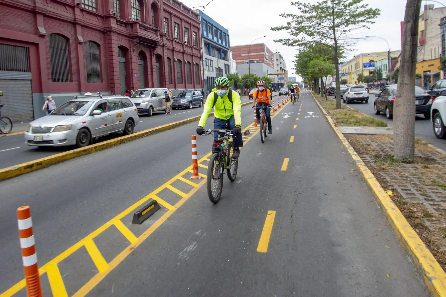 La autoridad edil ha visto conveniente la creación de lo que ellos llaman “ciclovías emergentes”, para evitar el gasto innecesario de tiempo y dinero, ante una emergencia sanitaria como la que estamos viviendo. Foto: ANDINA/Difusión