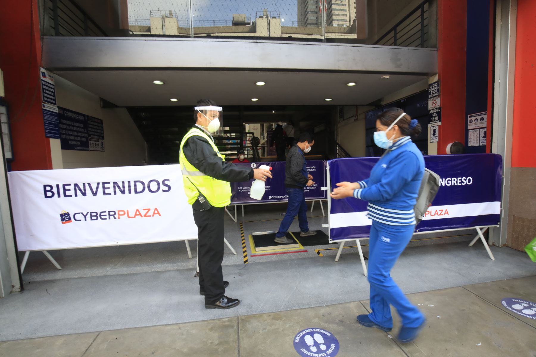 Continúan abriendo los conglomerados en Perú después de meses de cierre por la pandemia. Foto: ANDINA/Juan Carlos Guzmán.