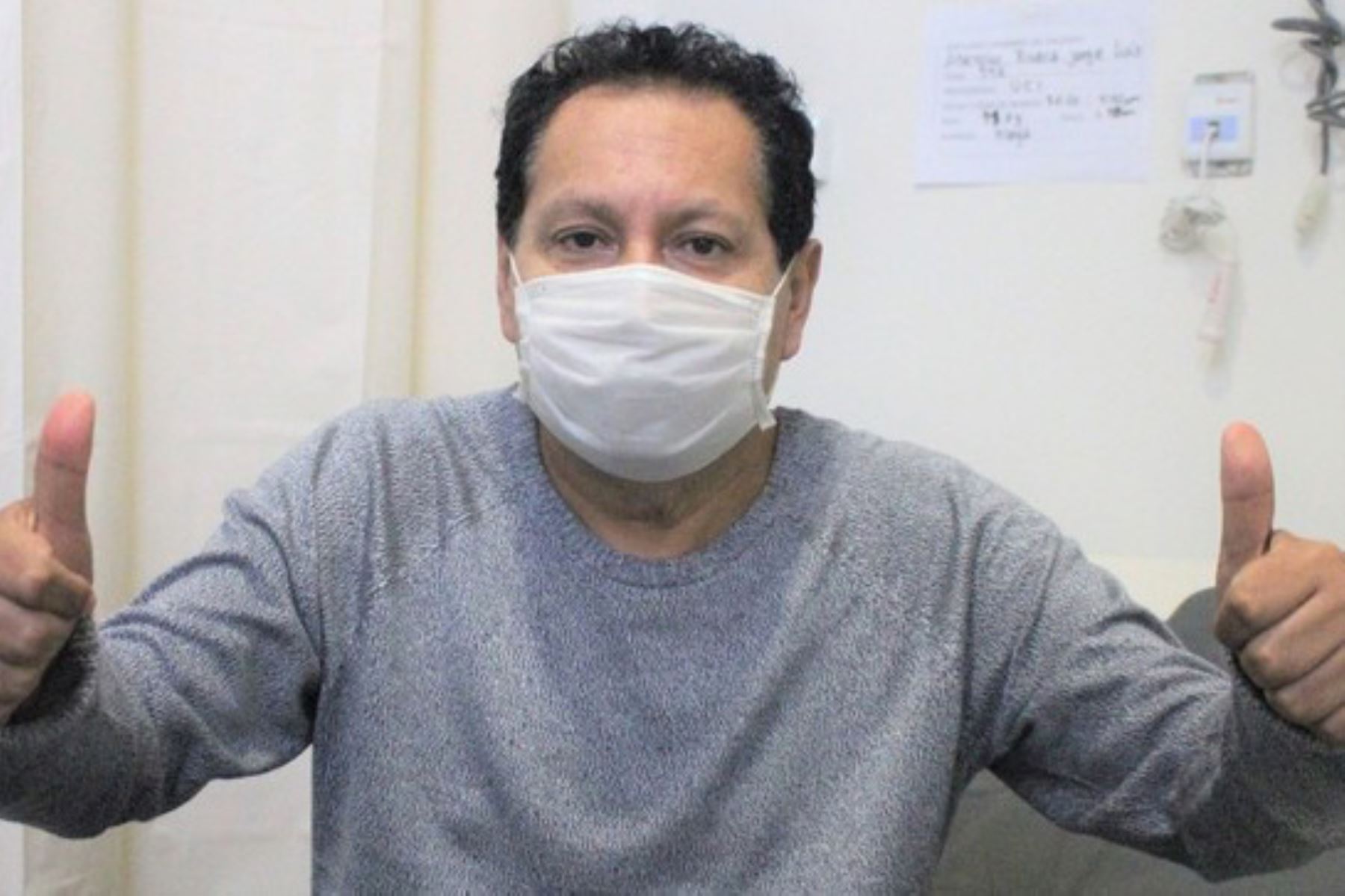 El médico Jorge Luis Asencios Rivera, del Hospital Santa Rosa de Puerto Maldonado, venció al covid-19. Foto: ANDINA/Difusión