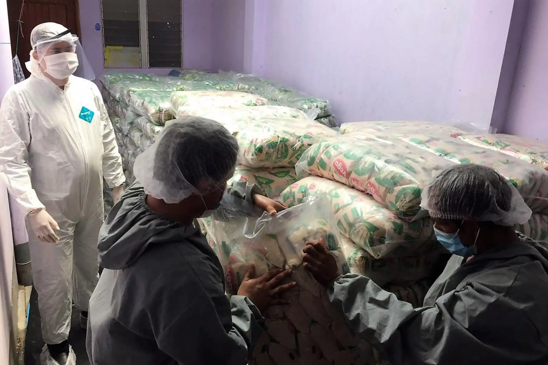 Qali Warma envía alimentos para población vulnerable de la región Loreto.
