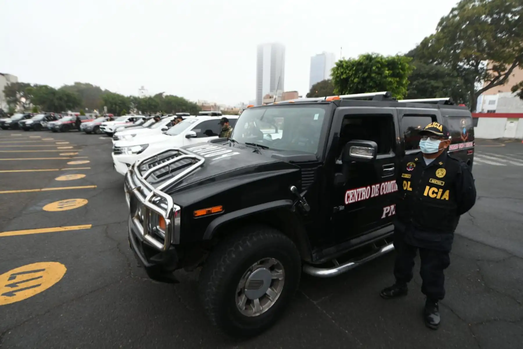 Ministro del Interior, Gastón Rodríguez, preside la presentación del plan de operaciones “Fortaleza 2020” de la Policía nacional para fortalecer la seguridad ciudadana en la fase de reactivación económica a nivel nacional. 

Foto:@MininterPeru.