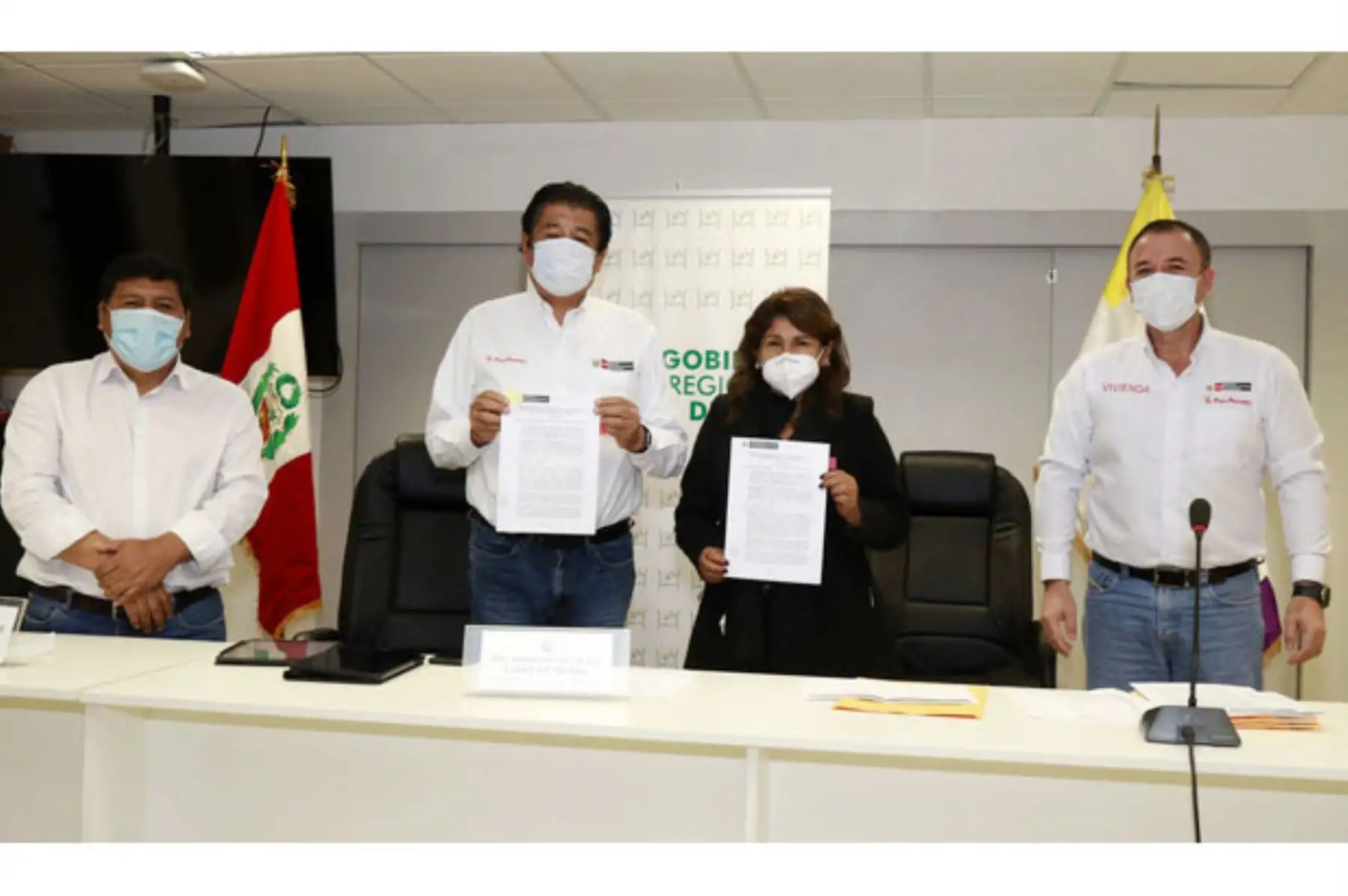 El ministro de Vivienda, Construcción y Saneamiento, Rodolfo Yáñez, señaló que las obras de Arranca Perú buscan beneficiar con trabajo a la población. Foto: MVCS