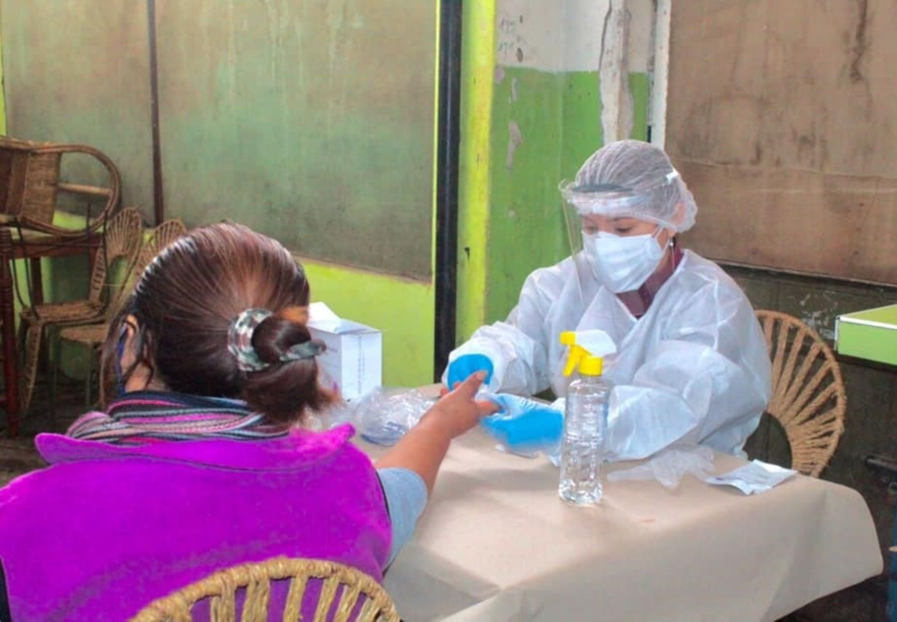 Alerta en Casma, región Áncash, por el hallazgo de 78 casos positivos en el mercado San Martín tras un test realizado por el Hospital de Apoyo.