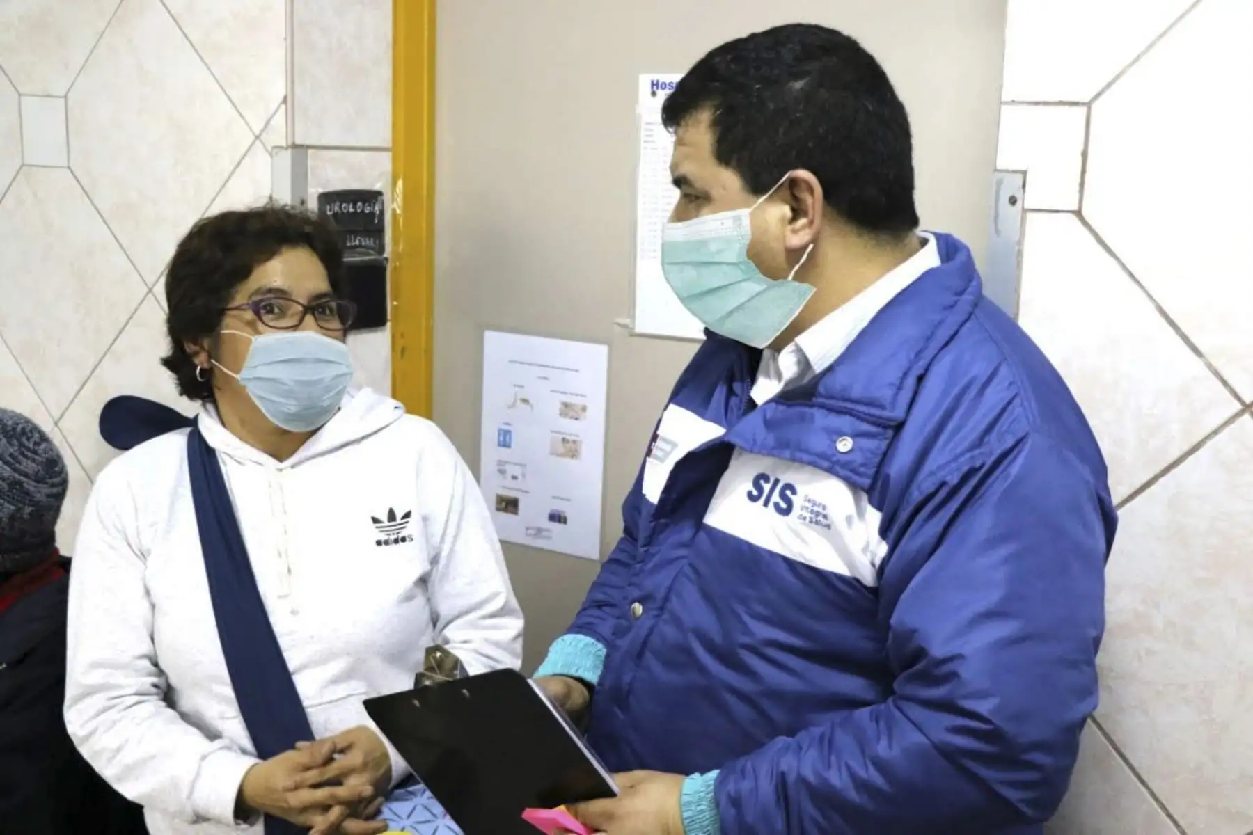 Asegurados pueden ser atendidos en centros de salud de cualquier lugar del país. Foto: ANDINA/archivoA
