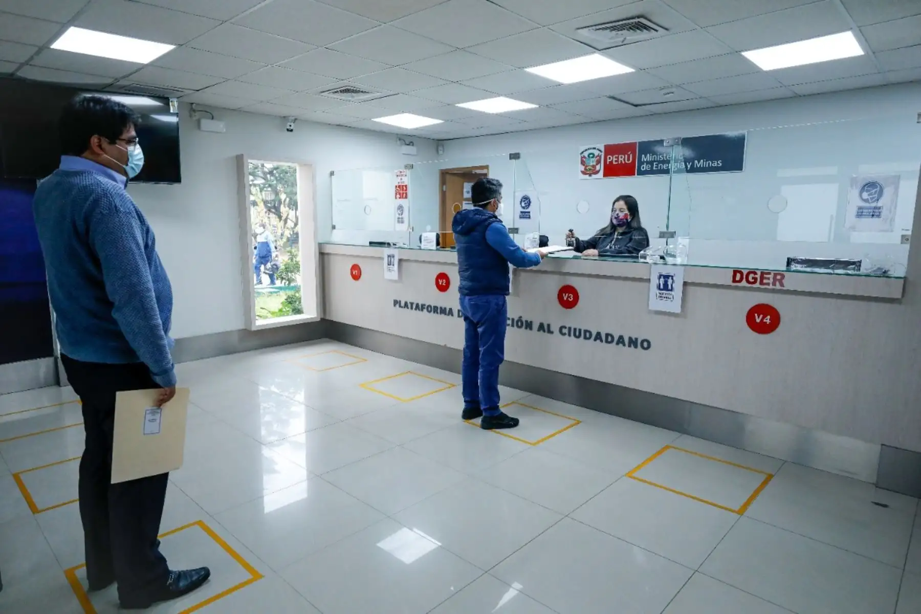 Atención presencial en el Ministerio de Energía y Minas (Minem). Foto: Cortesía.
