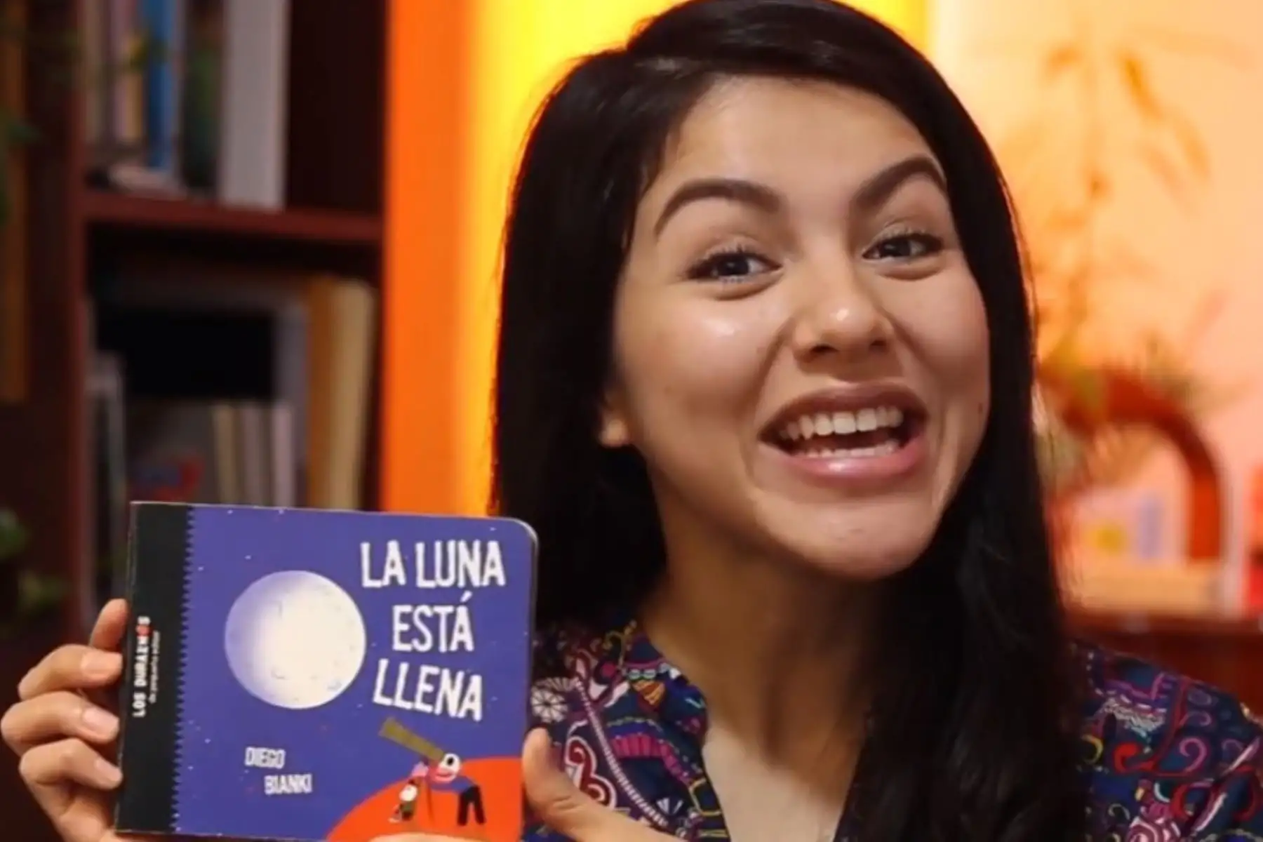 El Programa Nacional Cuna Más, del Ministerio de Desarrollo e Inclusión Social (Midis), estrenó Cuna Más Digital, iniciativa que comparte contenidos audiovisuales especializados, como el cuento "La luna está llena", para promover el desarrollo infantil temprano, en el marco de la estrategia Primero la Infancia.