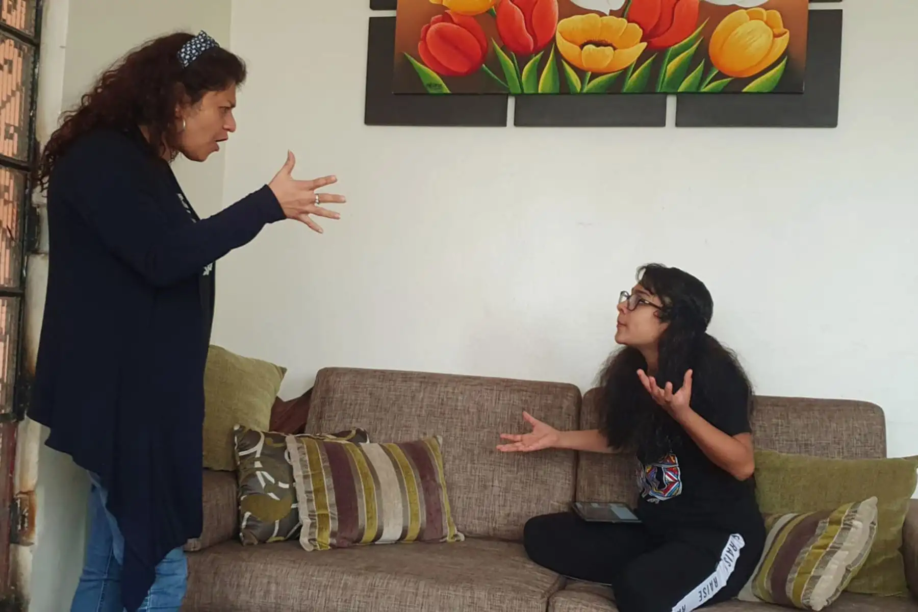 El estrés de los padres genera conductas negativas en los niños y adolescentes. Foto: ANDINA.