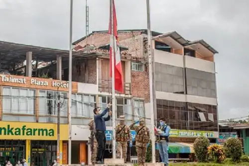 El burgomaestre, tras guardar un minuto de silencio junto a los asistentes, recordó al líder indígena awajún, Santiago Manuin Valera, sobreviviente del Baguazo; y al ex alcalde provincial de Condorcanqui, Francisco Juwau Untsumak; quienes dejaron de existir en la víspera.