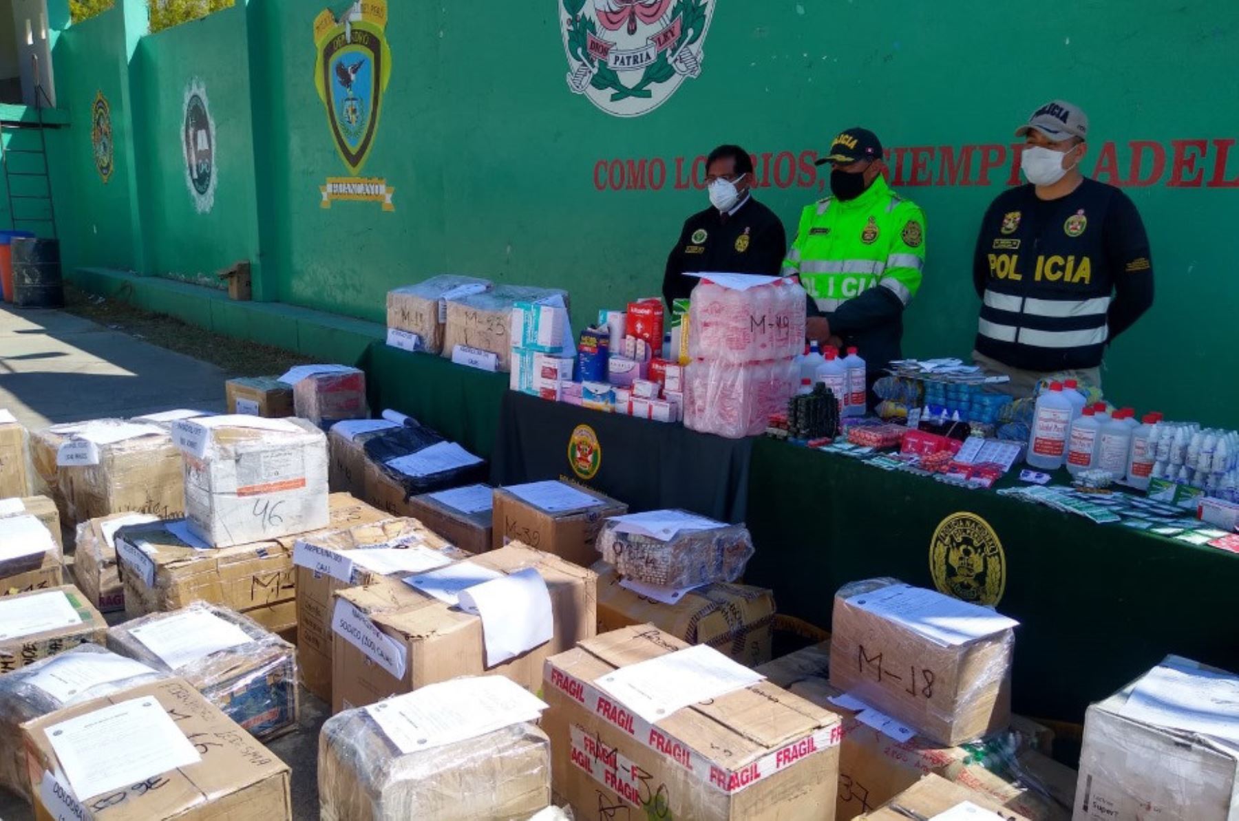 En Huanayo, la Policía presentó un lote de medicamentos adulterados que eran ofrecidos sin autorización ni control sanitario.