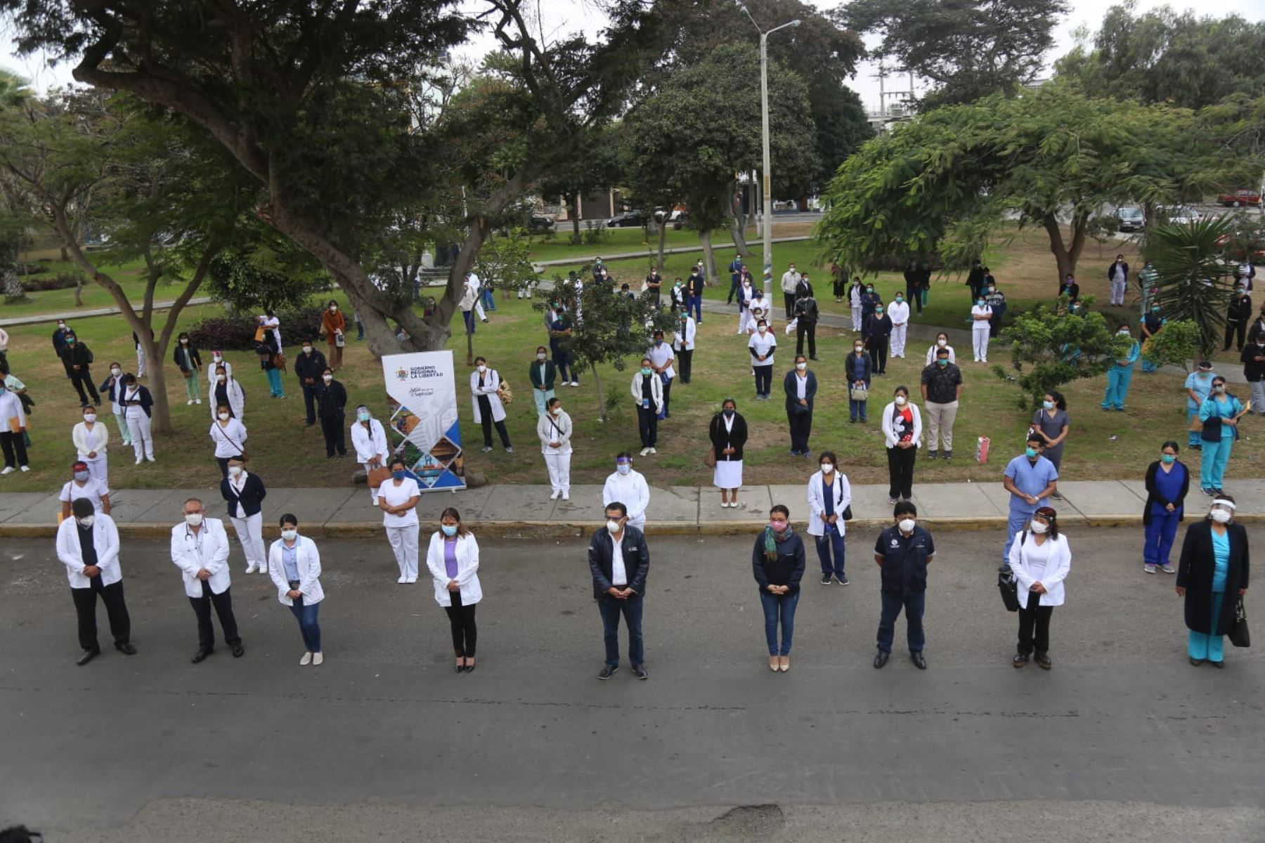 La lucha contra el coronavirus en La Libertad cuenta desde hoy con 200 nuevos profesionales de la salud. Foto: ANDINA/Difusión
