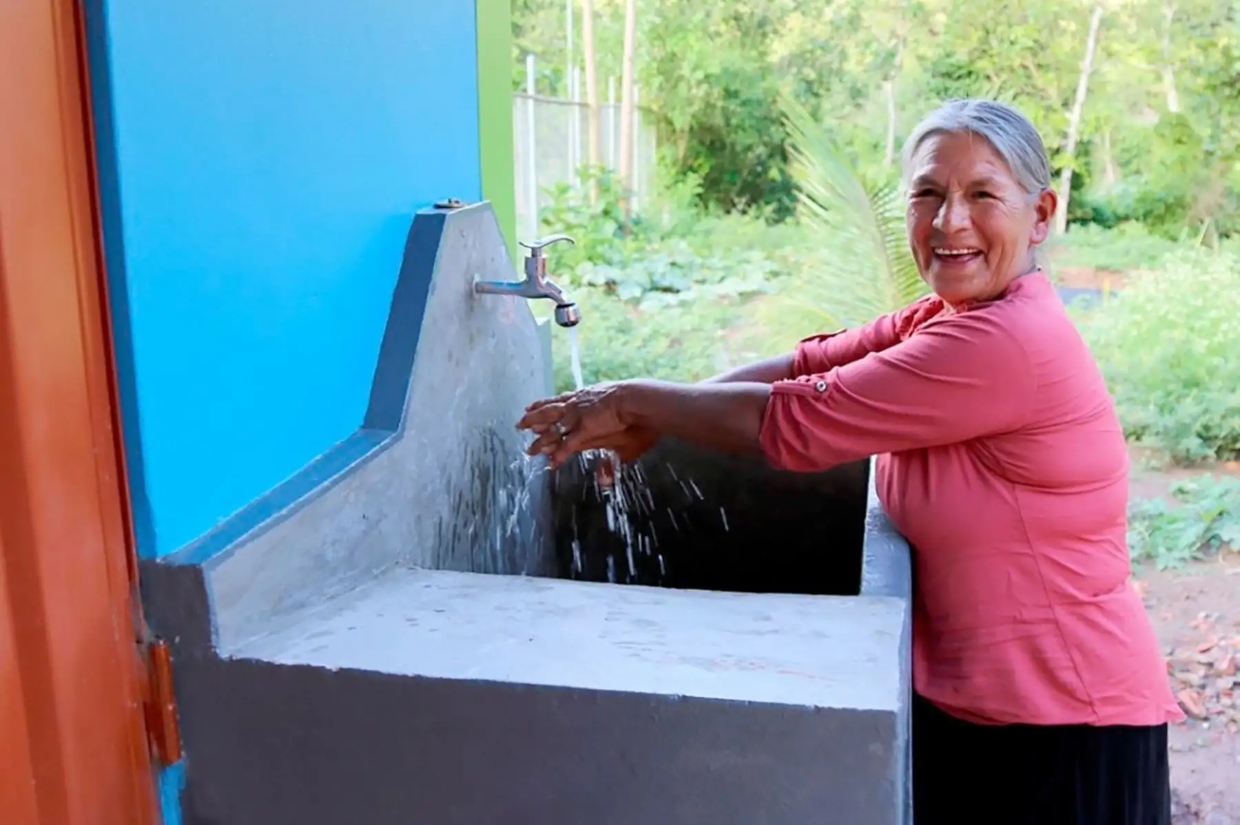 Más de 1,000 pobladores del distrito de Alto Saposoa, región San Martín, contarán con agua potable, anunció el Ministerio de Vivienda, Construcción y Saneamiento.