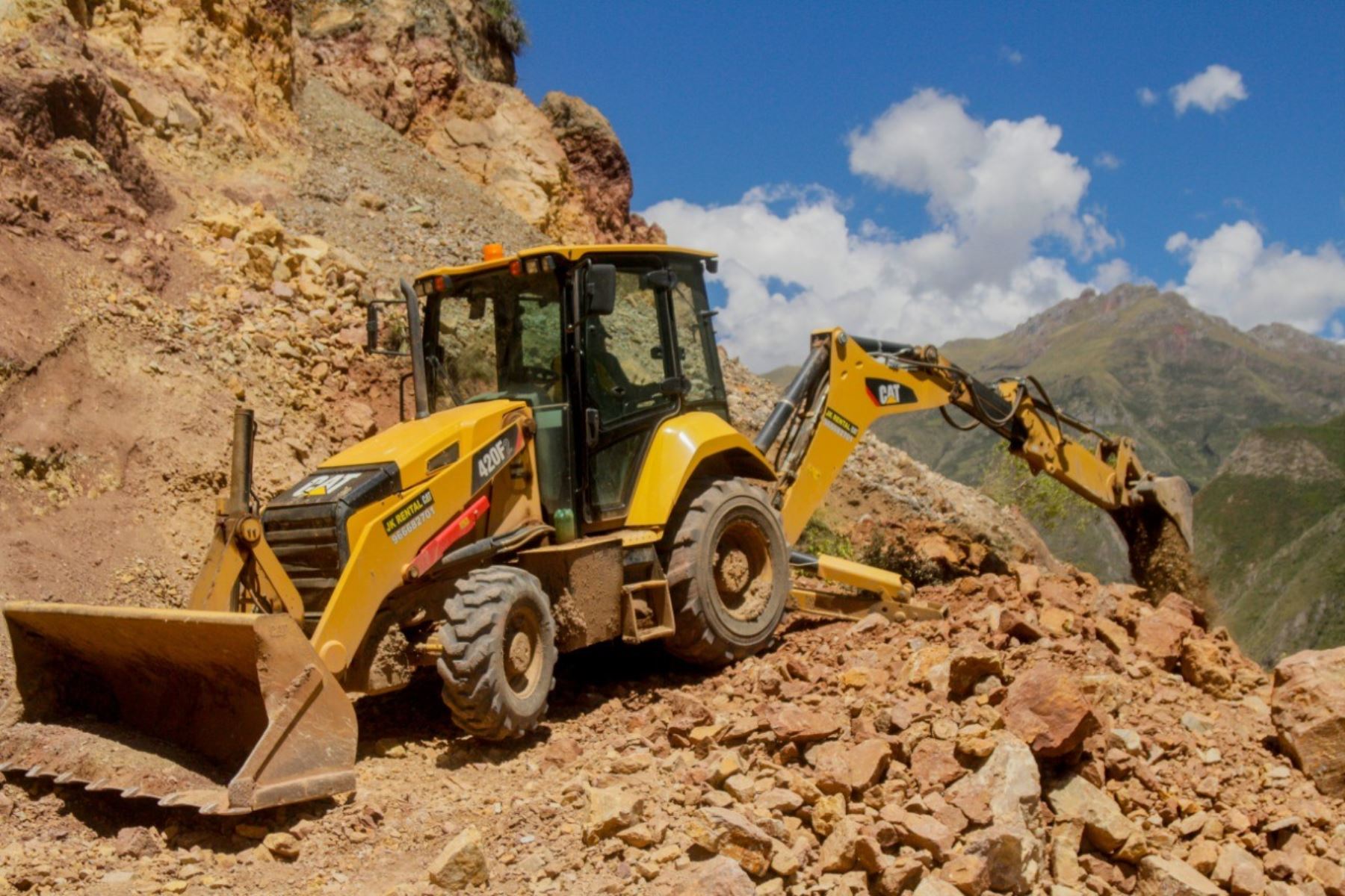 Gobierno Regional de Ayacucho anuncia inversión de S/ 53.79 millones para la ejecución de diversas obras de infraestructura en la región e impulsar así la reactivación.