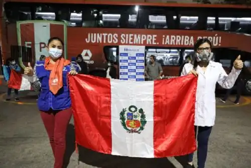 La delegación conformada por diez médicos e igual número de enfermeras, atiende a pacientes que se encuentran en los servicios de hospitalización y emergencia del Hospital II Huánuco y el Hospital Integrado Santa María del Valle.