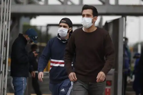 Los casos de coronavirus también han aumentado en adolescentes y jóvenes en la última semana de julio. Foto: ANDINA/Renato Pajuelo (Archivo)