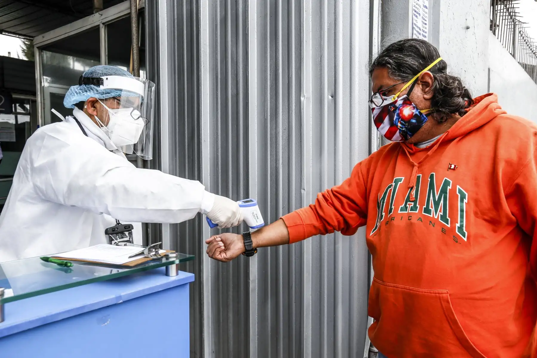 Sisol Salud, organismo público descentralizado de la Municipalidad de Lima, reanuda las atenciones médicas, luego de implementar las normas de bioseguridad establecidas por el Ejecutivo.
Foto: Municipalidad de Lima