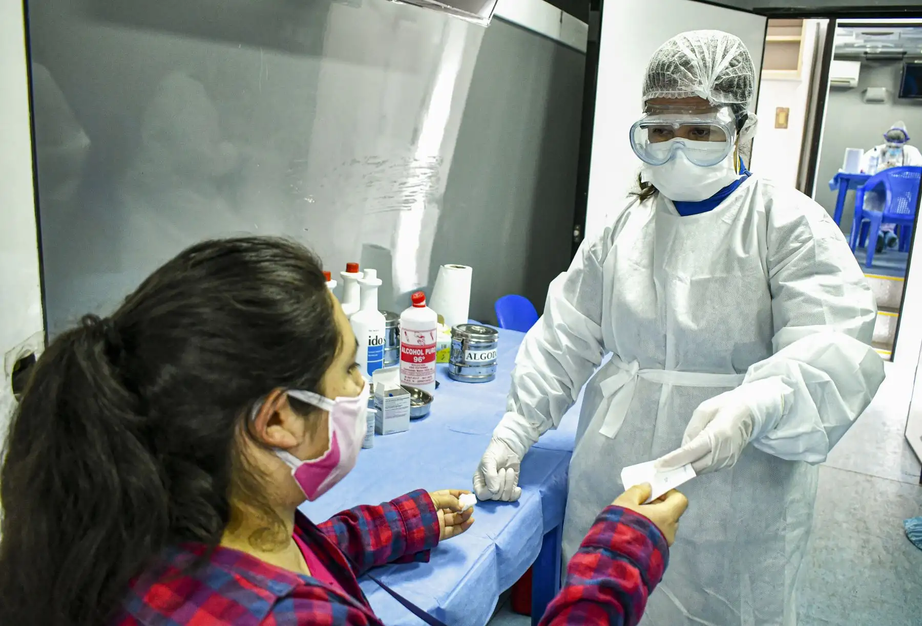 Sisol Salud, organismo público descentralizado de la Municipalidad de Lima, reanuda las atenciones médicas, luego de implementar las normas de bioseguridad establecidas por el Ejecutivo.
Foto: Municipalidad de Lima
