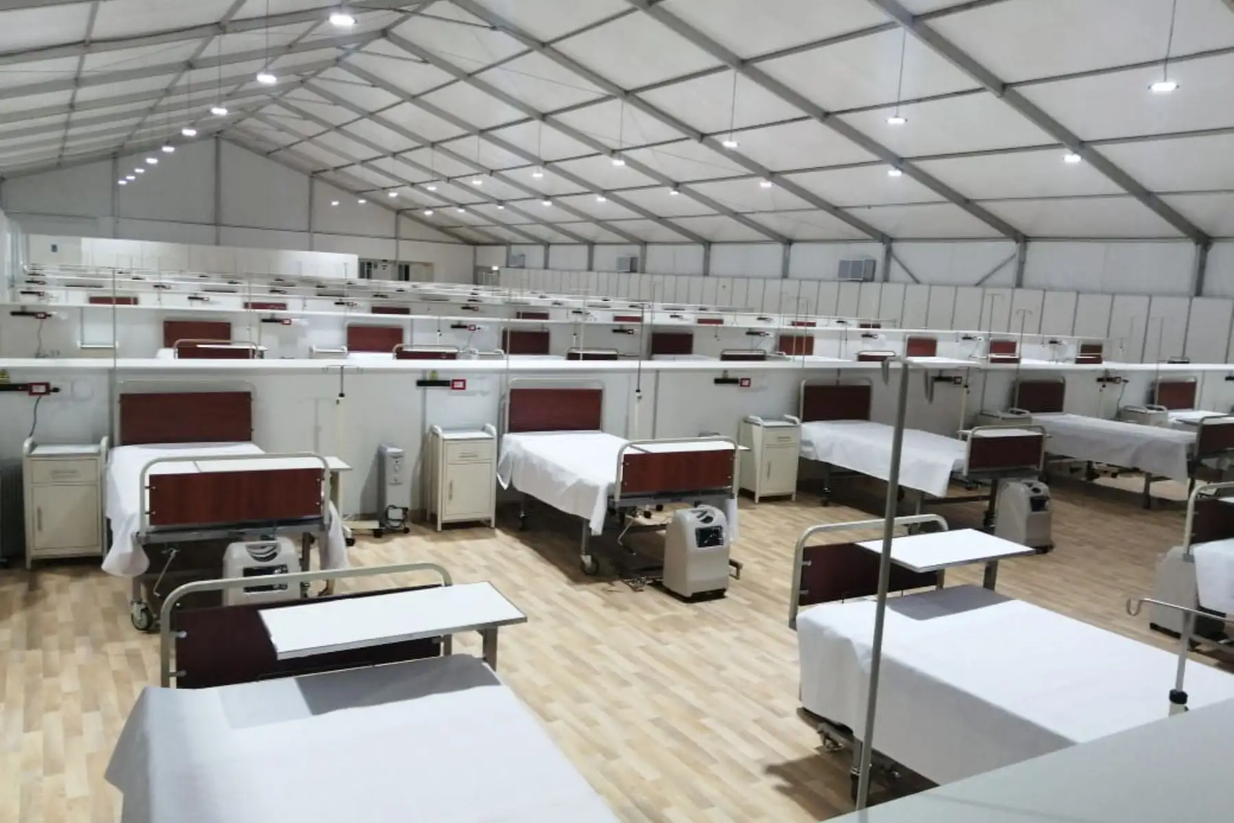La ARCC entregó hospital temporal en Áncash, construido en 3,000 metros cuadrados del estadio Rosas Pampa. para atender pacientes COVID-19 en Áncash. Foto: Difusión