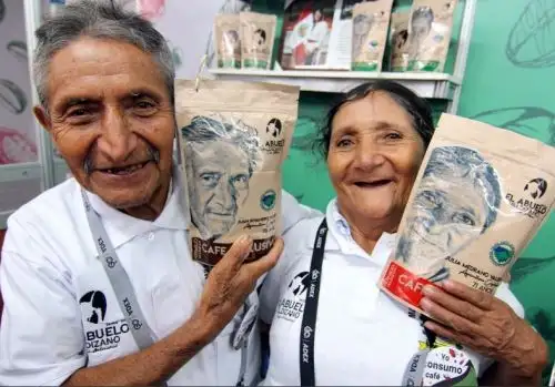 Productores de café dan el salto tecnológico y presentan en catálogo virtual sus mejores variedades.