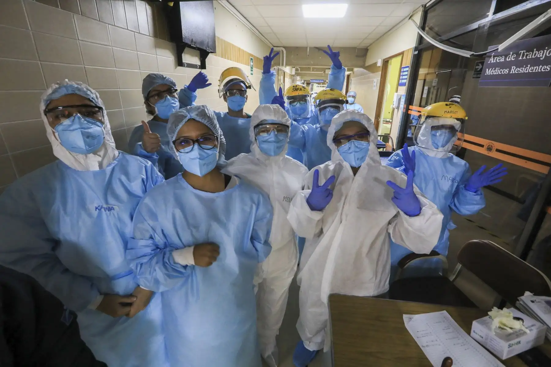 El ministro de Salud Víctor Zamora visitó  el Instituto Nacional de Enfermedades Neoplásicas, en el marco del Operativo Protección, iniciativa que busca garantizar la atención de calidad a pacientes covid-19.Foto:ANDINA/Minsa