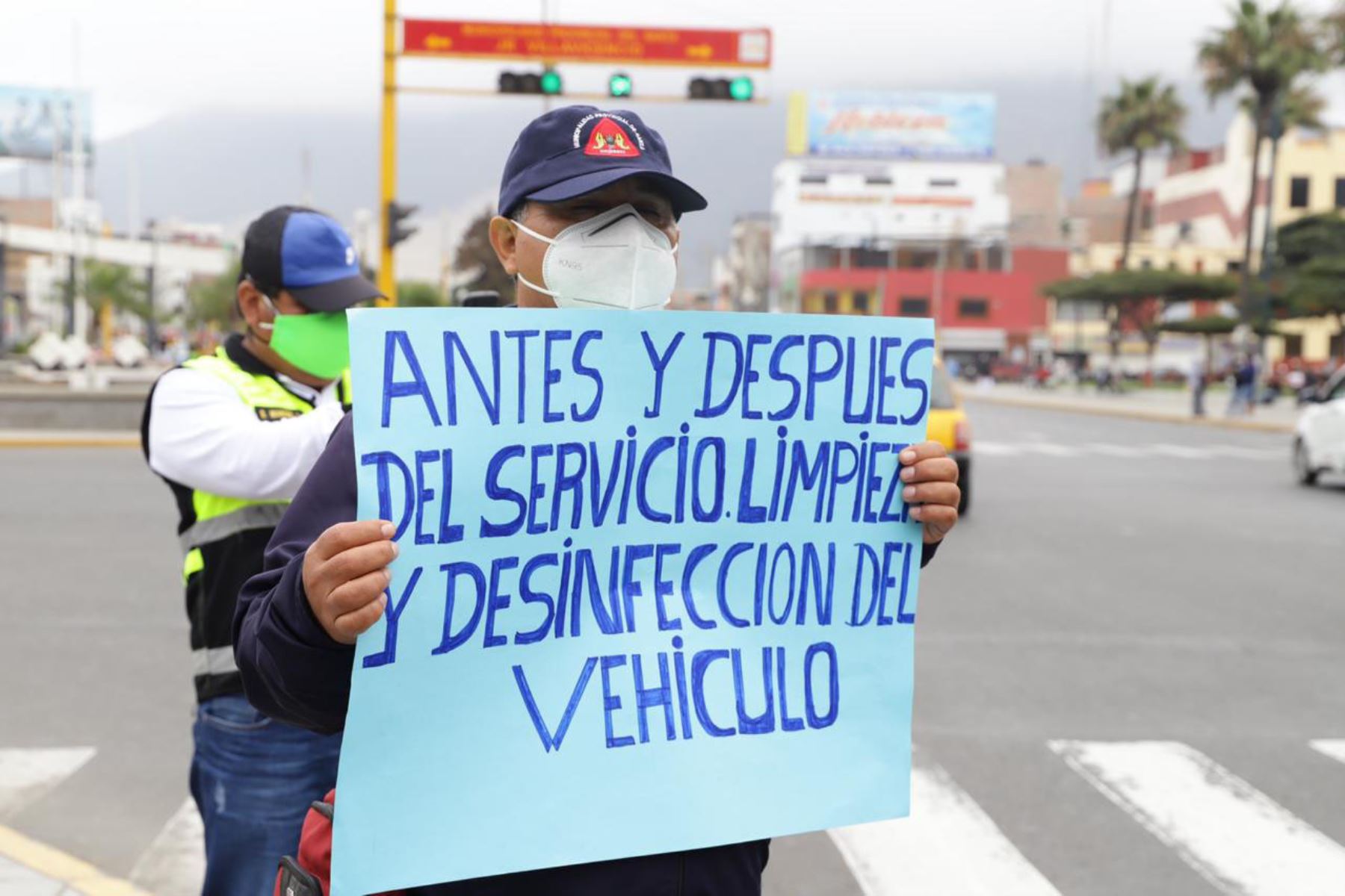 Inspectores de transporte de Chimbote participaron en campaña de sensibilización ante pandemia del covid-19. Foto: ANDINA/Difusión
