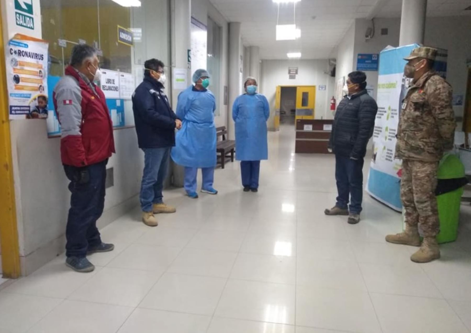 El gobierno regional de Tacna está redoblando los esfuerzos para contener el crecimiento moderado de contagios por covid-19, registrado desde el levantamiento del estado de emergencia nacional. Según la Dirección Regional de Salud (Diresa), al 8 de julio, suman 1,325 casos positivos, 650 pacientes en aislamiento, 38 hospitalizados, 18 en Unidad de Cuidados Intensivos (UCI) y 22 fallecidos por coronavirus.