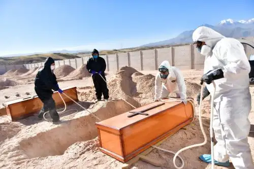 En la ciudad de Arequipa ya funciona el cementerio covid-19 habilitado por el gobierno regional. Foto: ANDINA/Difusión