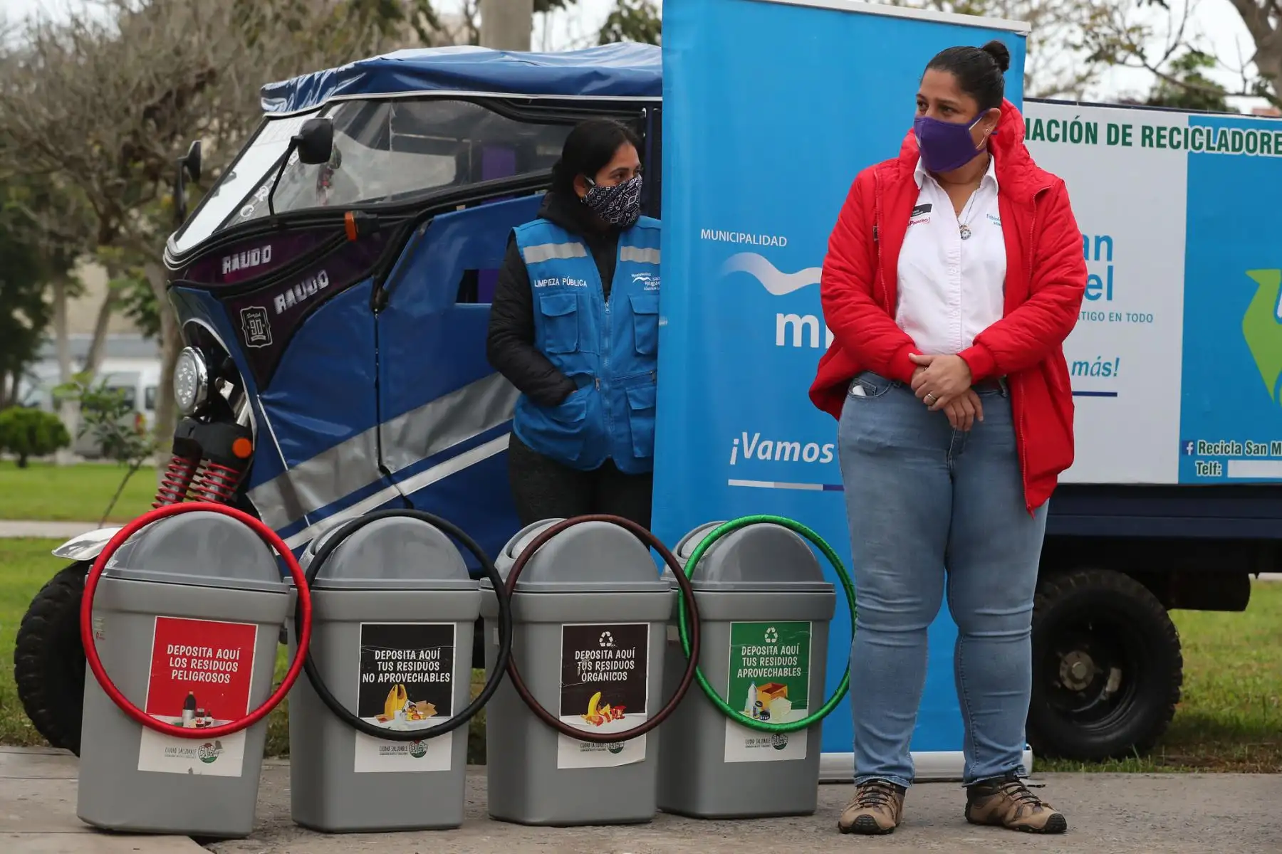 Para la ministra del Ambiente, Fabiola Muñoz, trabajar de la mano con los recicladores, formalizarlos y, en el marco de una normativa que ahora promueve el reciclaje desde los hogares y que la ciudadanía ponga en valor los residuos, es lo correcto, afirmó. ANDINA/Minam