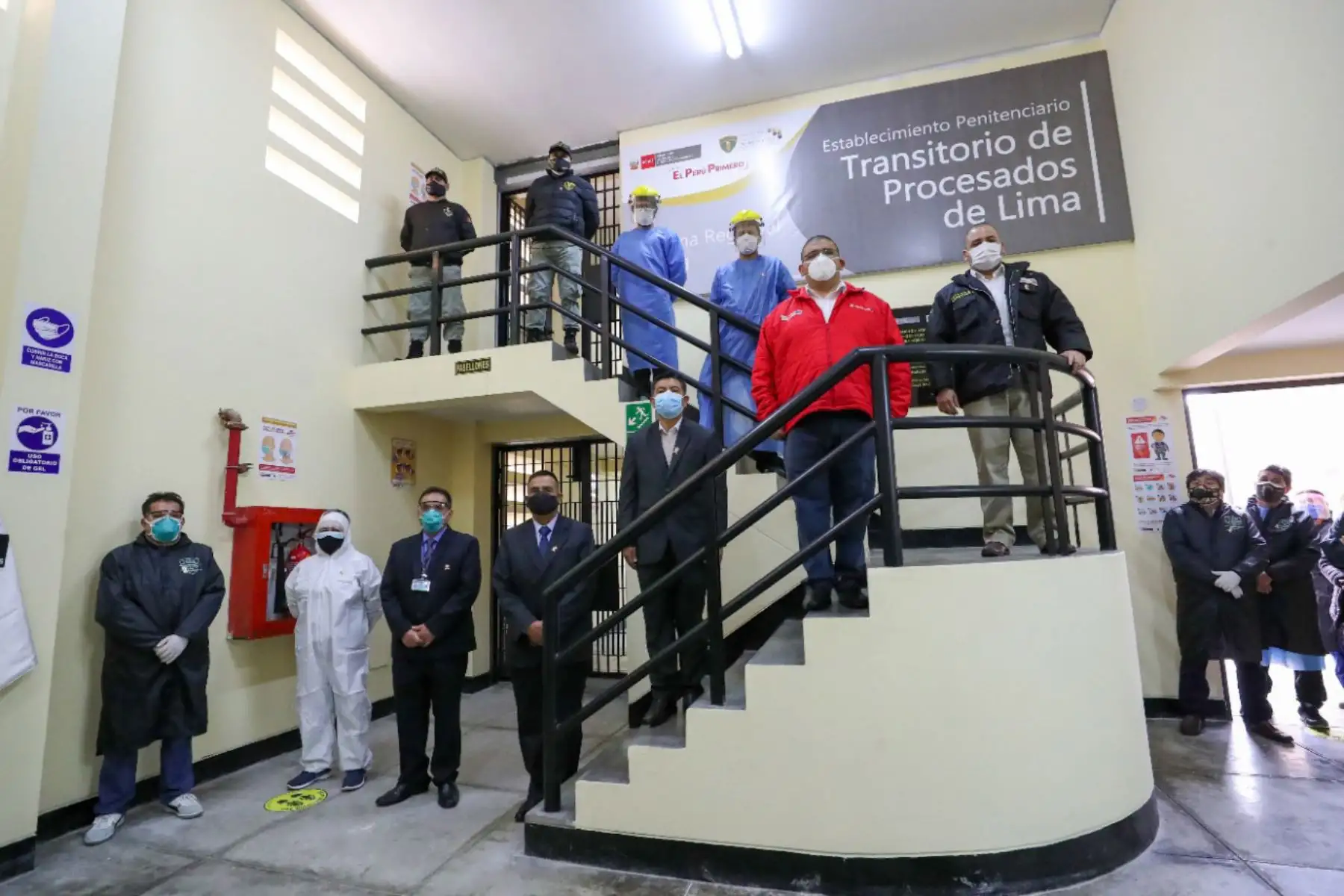 El ministro de Justicia Fernando Castaneda, acompañado del vicepresidente del INPE,  Rafael Castillo inauguran el Establecimiento Transitorio de Procesados de Lima, ubicado en el E.P. Ancón II.
Foto: Ministerio de Justicia y Derechos Humanos