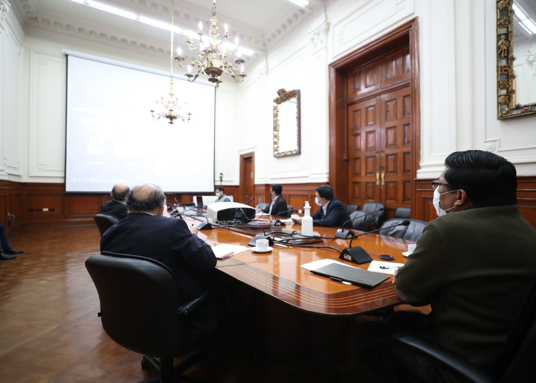 Jefe del Gabinete Ministerial, Vicente Zeballos, se reunió con la Junta Liquidadora del Banco de Materiales y Comisión ad hoc Fonavi