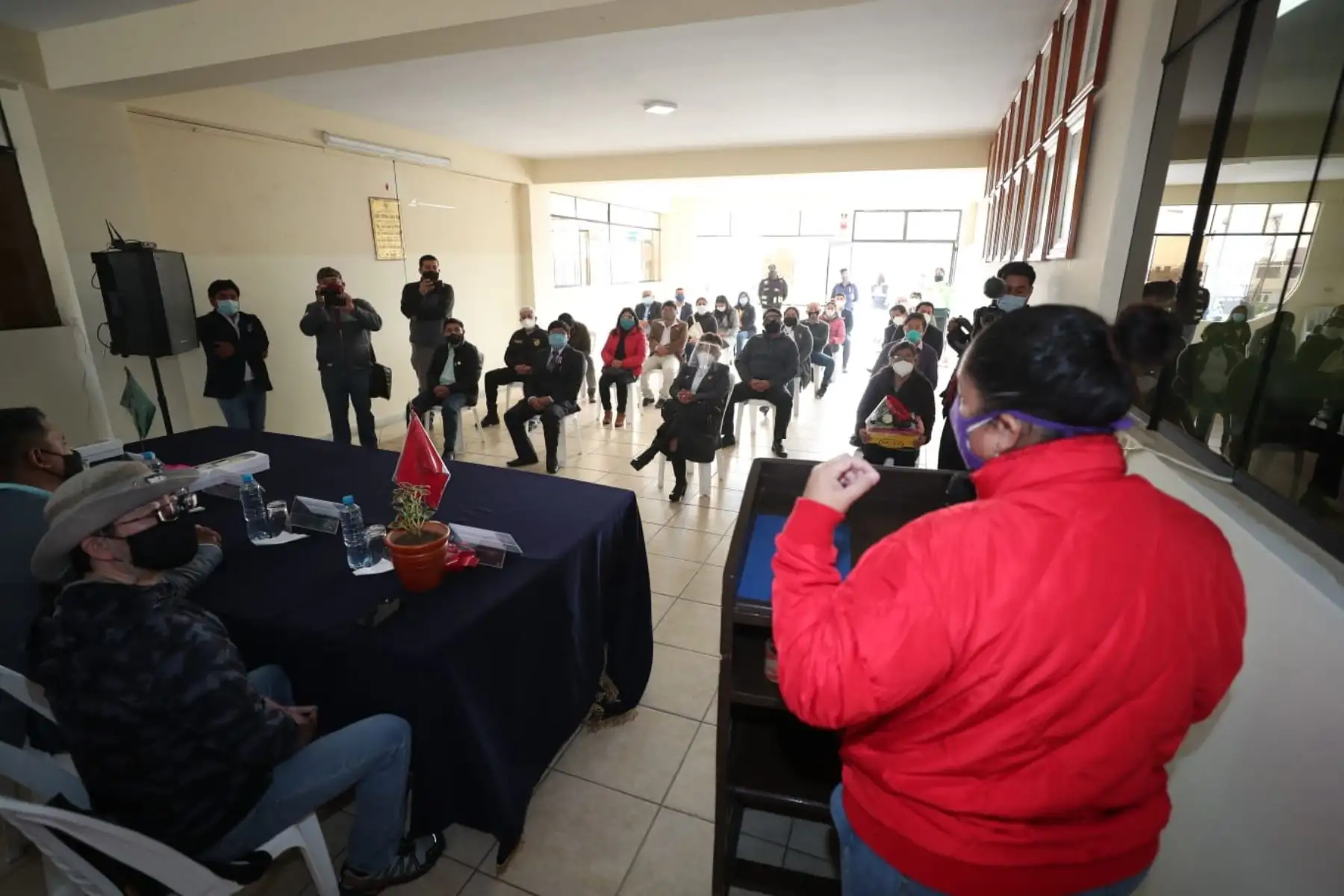 Ministra de Ambiente, Fabiola Muñoz, supervisó planta de reciclaje tras su reinicio en el distrito de Santa Rosa. Foto: ANDINA/Minam