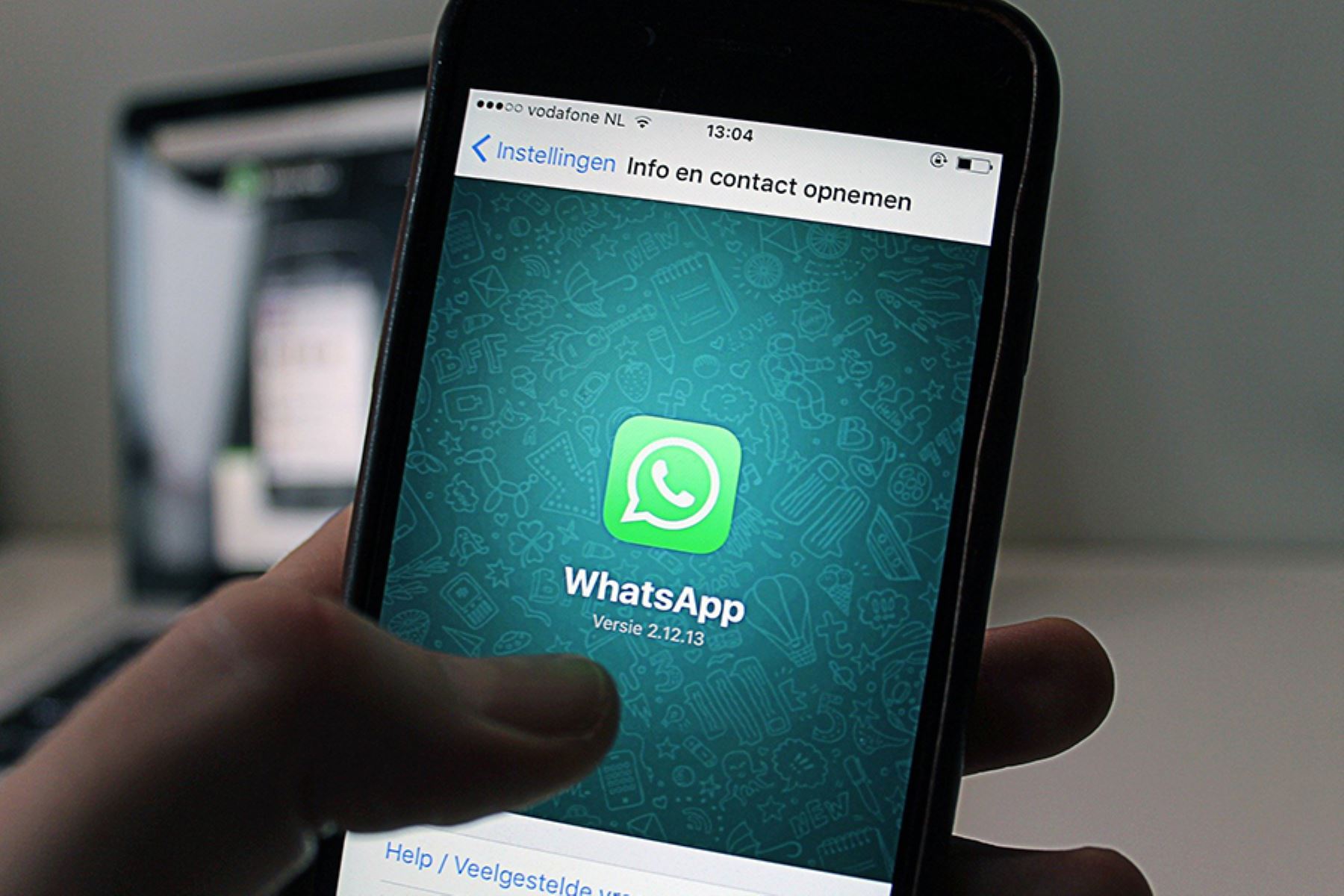 Usuarios no podían enviar mensajes, fotos ni acceder a WhatsApp web