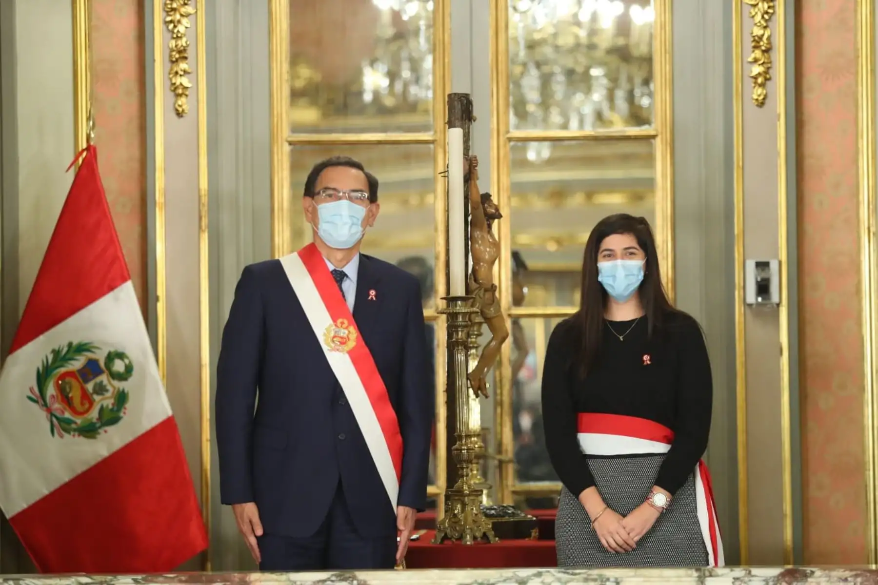El presidente Martín Vizcarra toma juramento a María Antonieta Alva como ministra de Economía y Finanzas. Foto: ANDINA/ Prensa Presidencia