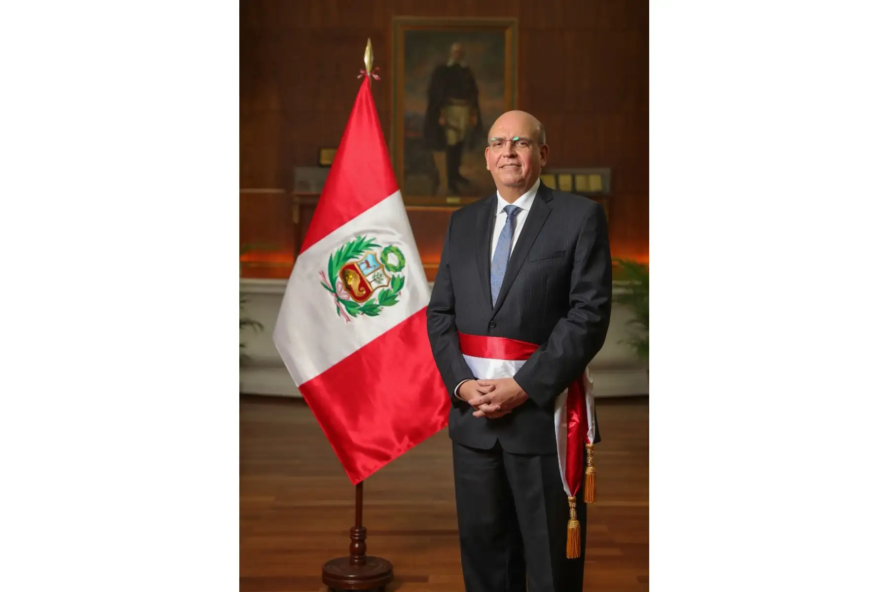 Mario Juvenal López Chávarry, ministro de Relaciones Exteriores. Licenciado en Letras por la Pontificia Universidad Católica del Perú (PUCP), concluyó estudios de Derecho, posgrado en Gestión y Control de Políticas Públicas, y maestría en Defensa Nacional.
Foto: ANDINA/PCM