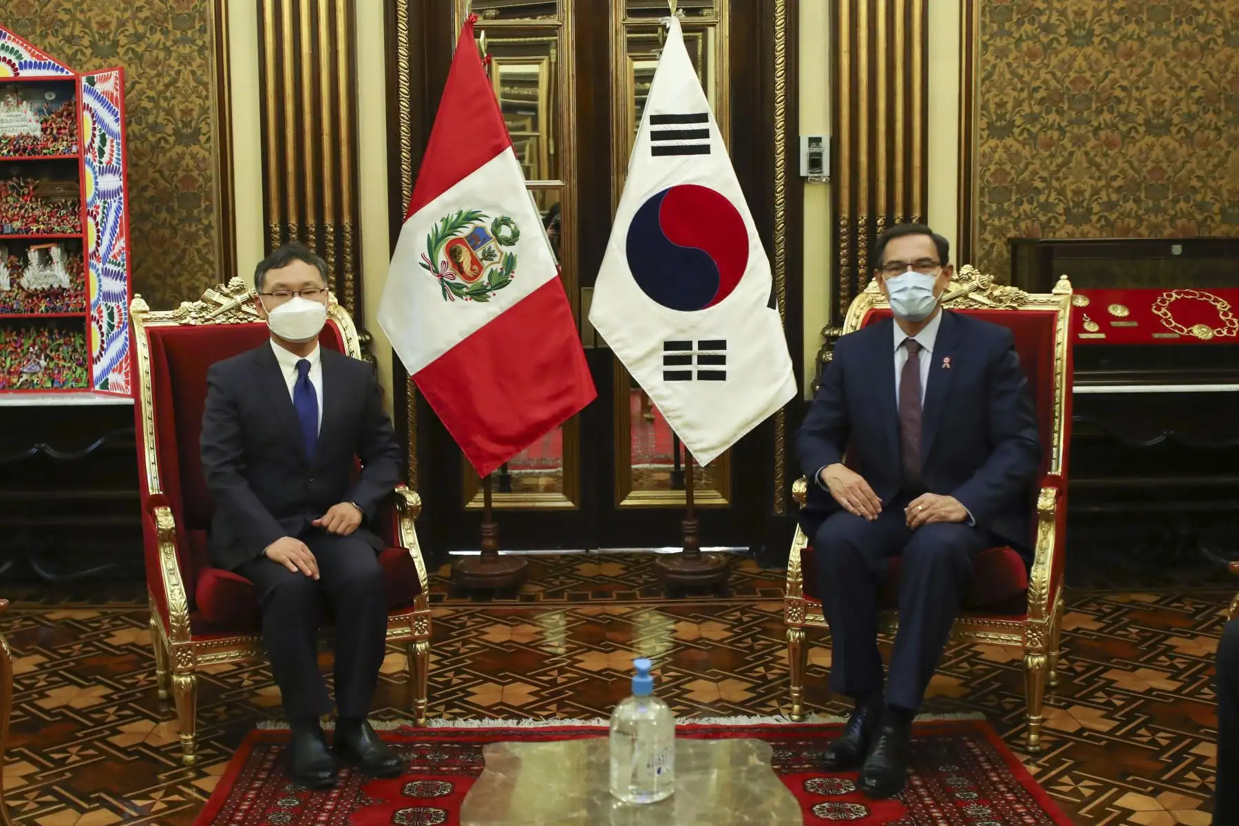 El presidente de la República recibió las cartas credenciales de los embajadores de Corea del Sur.
Foto: ANDINA/Prensa Presidencia