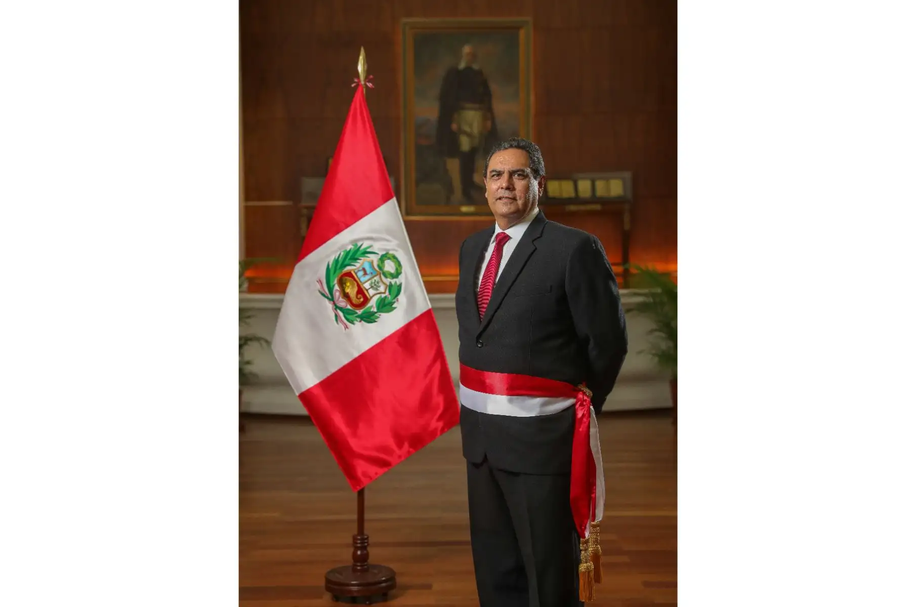 Jorge Eduardo Montoya Pérez, ministro del Interior. Teniente general de la Fuerza Aérea del Perú y licenciado en Ciencias de la Administración Aeroespacial de la Escuela de Oficiales de la Fuerza Aérea del Perú.
Foto: ANDINA/PCM