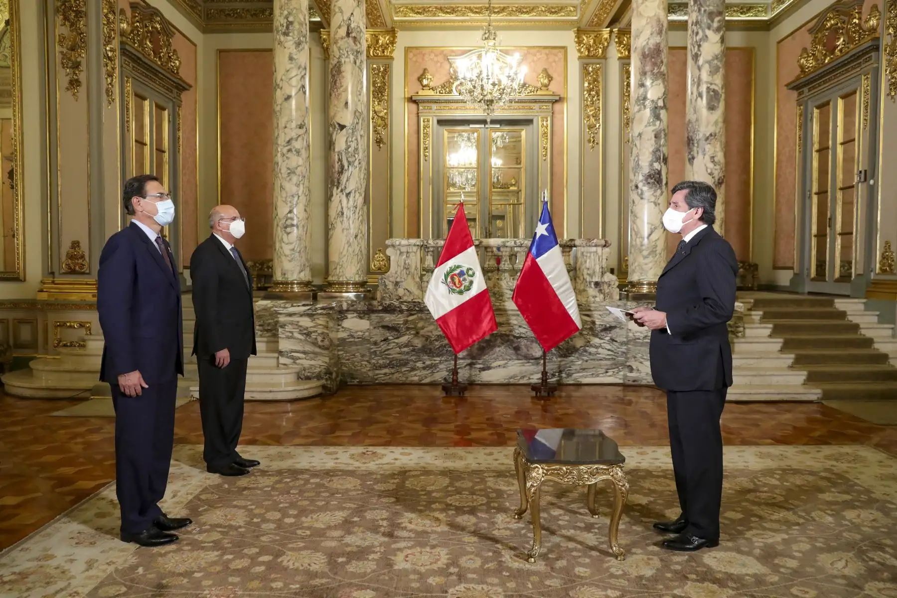El presidente de la República recibió las cartas credenciales de los embajadores de Chile 
Foto: ANDINA/Prensa Presidencia