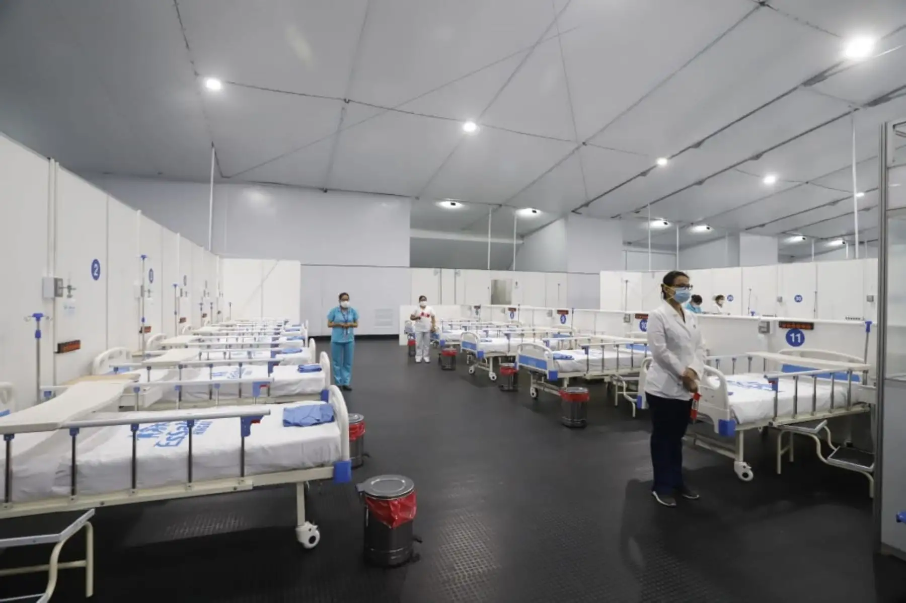 El presidente de la República, Martín Vizcarra, visita e inaugurará la nueva Villa EsSalud San Juan de Lurigancho, destinada para la atención de pacientes Covid-19. .Foto: ANDINA/Prensa Presidencia El presidente de la República, Martín Vizcarra, visita e inaugurará la nueva Villa EsSalud San Juan de Lurigancho, destinada para la atención de pacientes Covid-19. .Foto: ANDINA/Prensa Presidencia