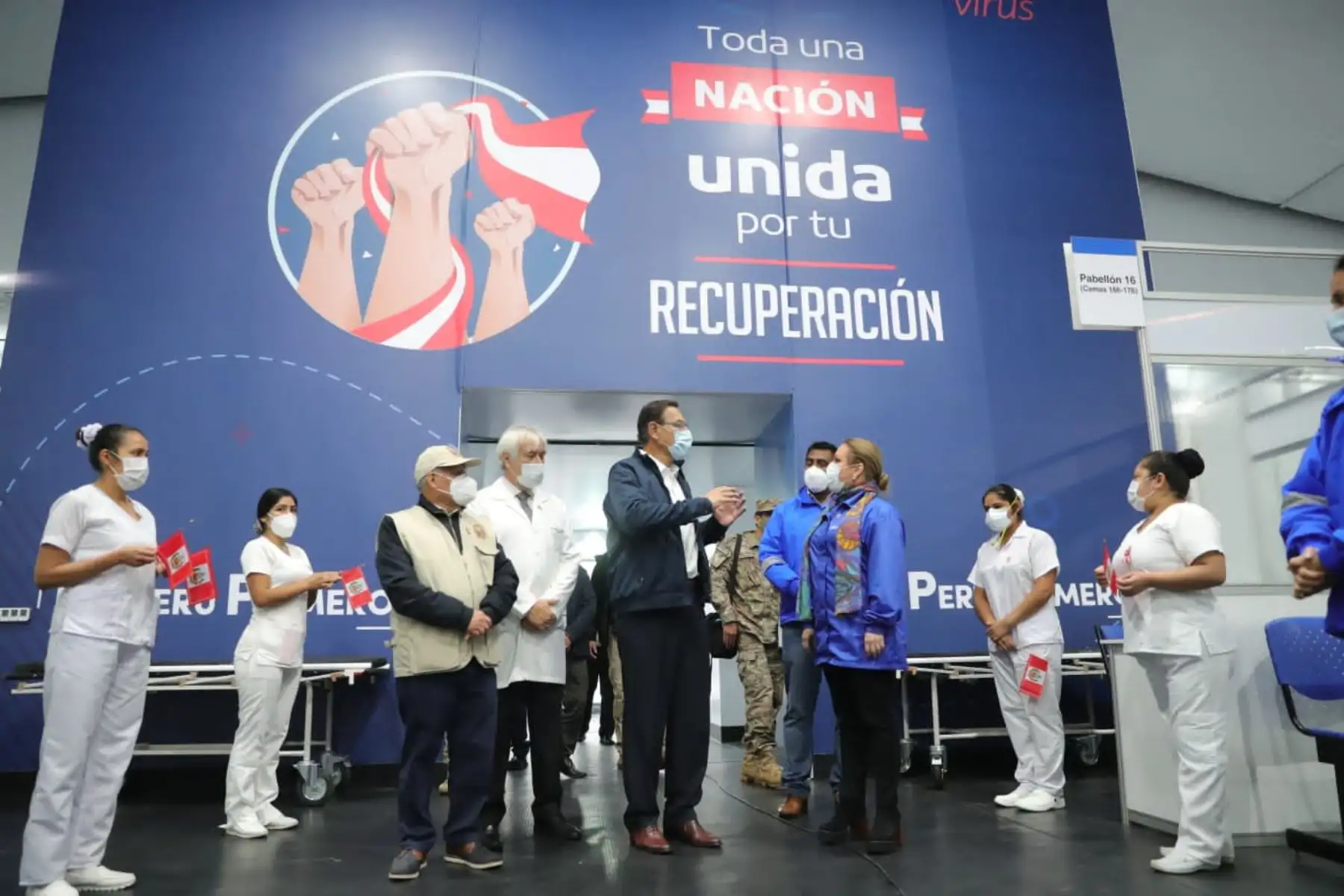 El presidente de la República, Martín Vizcarra, visita e inaugurará la nueva Villa EsSalud San Juan de Lurigancho, destinada para la atención de pacientes Covid-19. Foto: ANDINA/Prensa Presidencia El presidente de la República, Martín Vizcarra, visita e inaugurará la nueva Villa EsSalud San Juan de Lurigancho, destinada para la atención de pacientes Covid-19. Foto: ANDINA/Prensa Presidencia