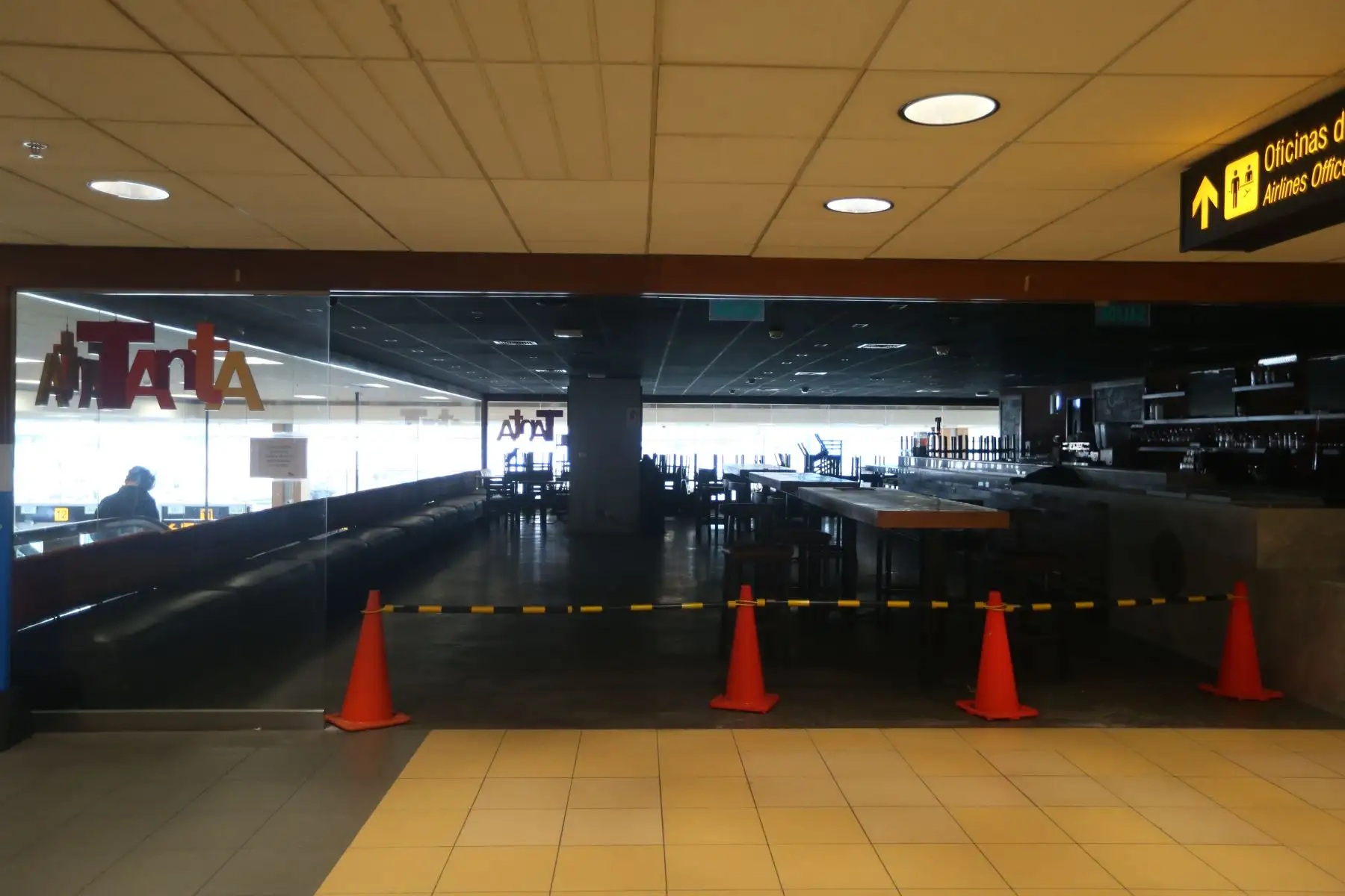 Aeropuerto Jorge Chávez abre sus puertas para vuelos nacionales y presenta los protocolos para pasajeros.

Foto: ANDINA/Jhonel Rodríguez