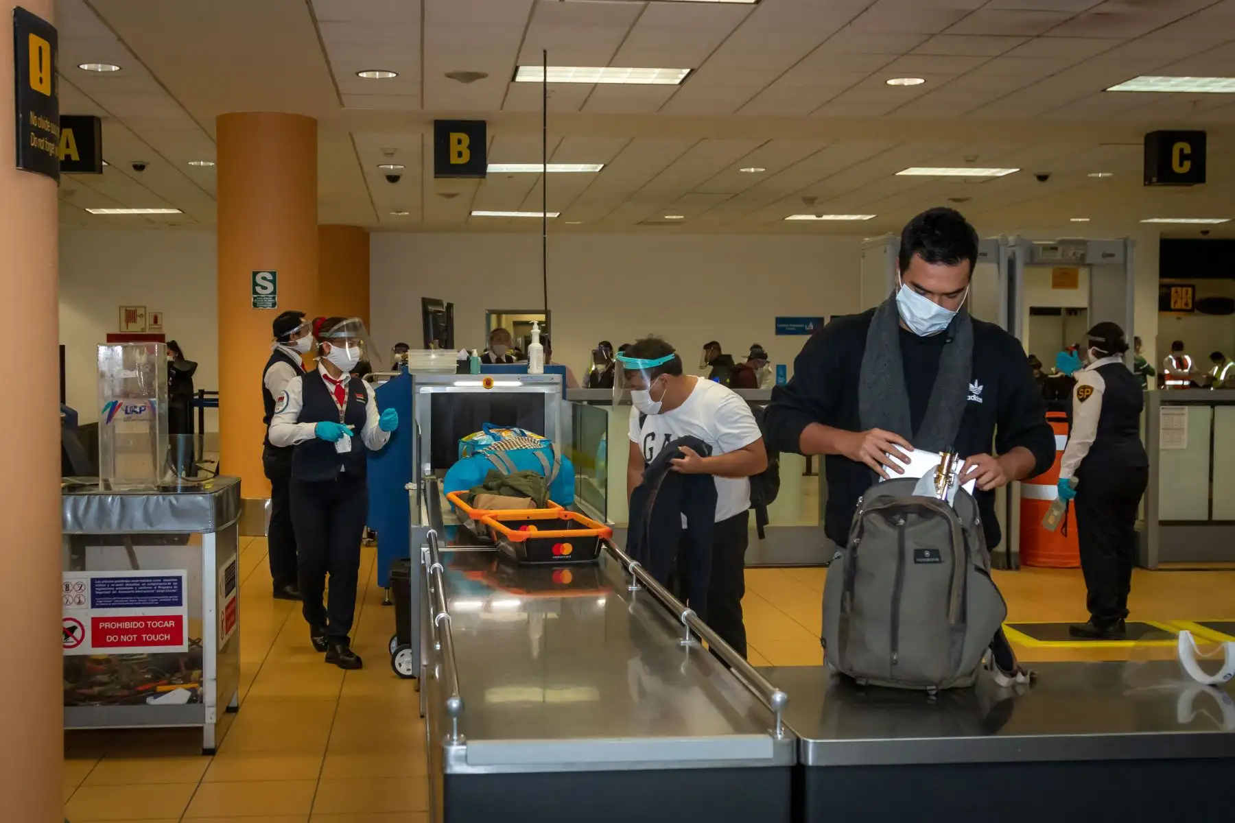 Aeropuerto Jorge Chávez abre sus puertas para vuelos nacionales y presenta los protocolos para pasajeros.

Foto: LAP